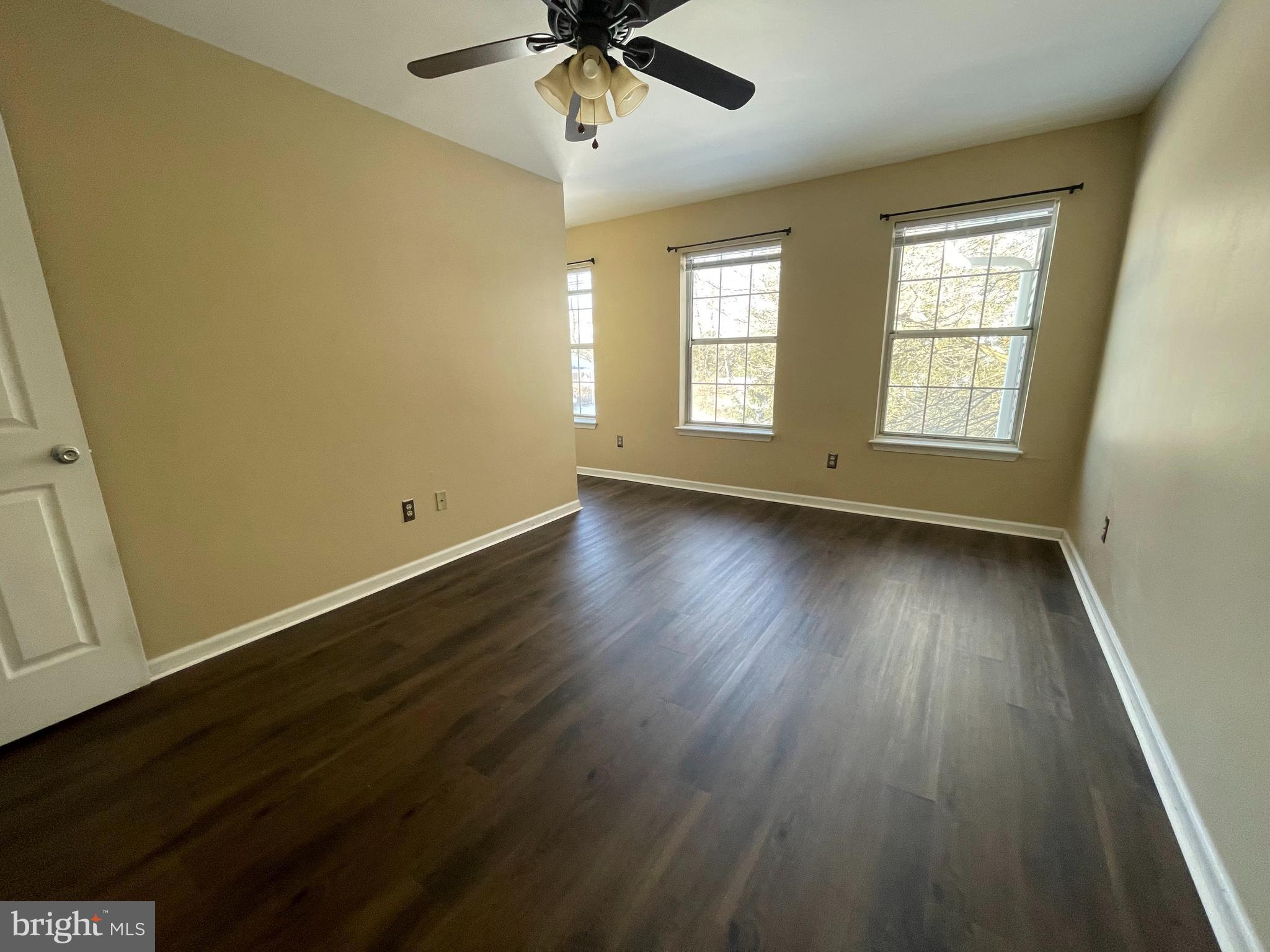 EXTON STATION - Residential