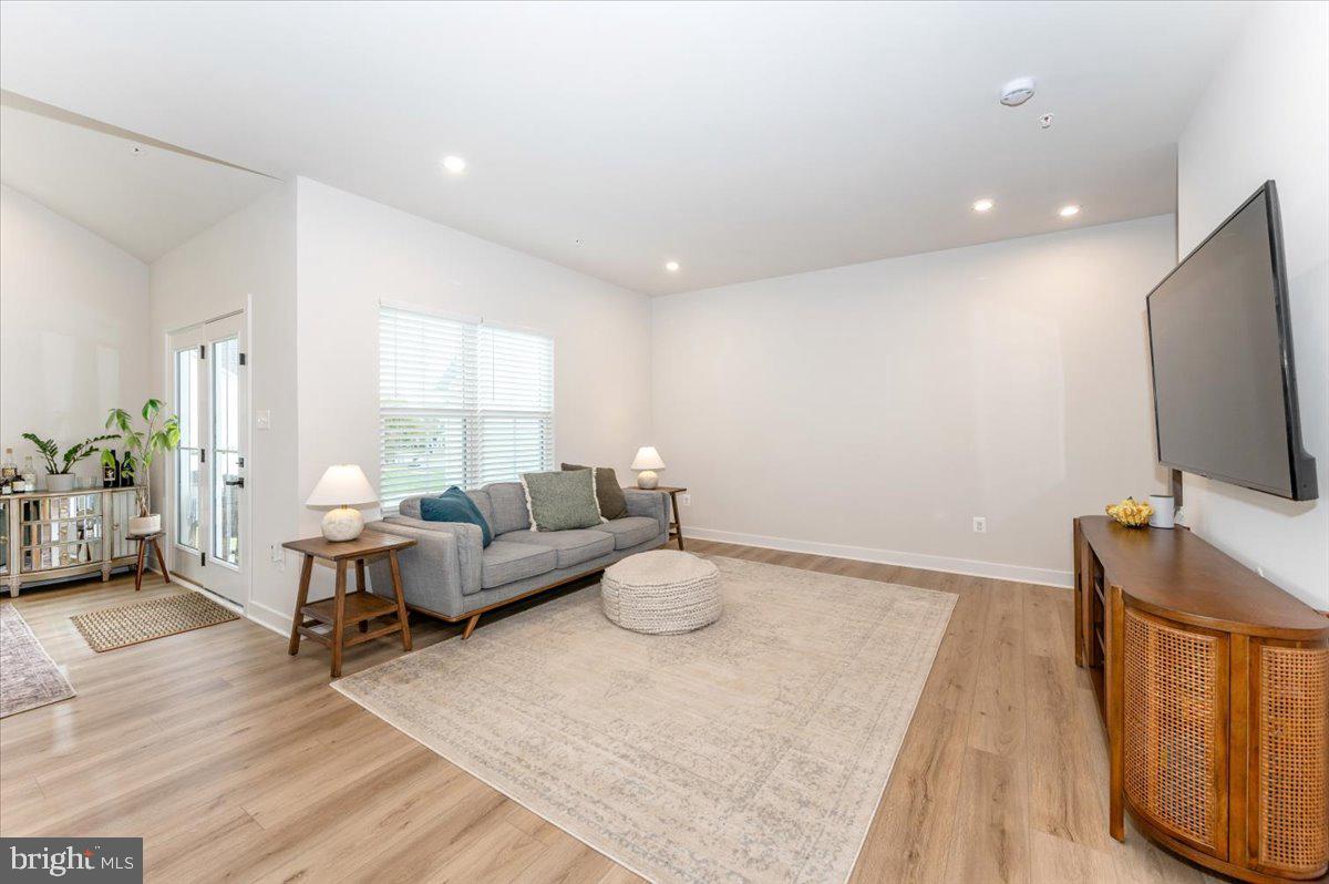 BRUNSWICK CROSSING - Residential