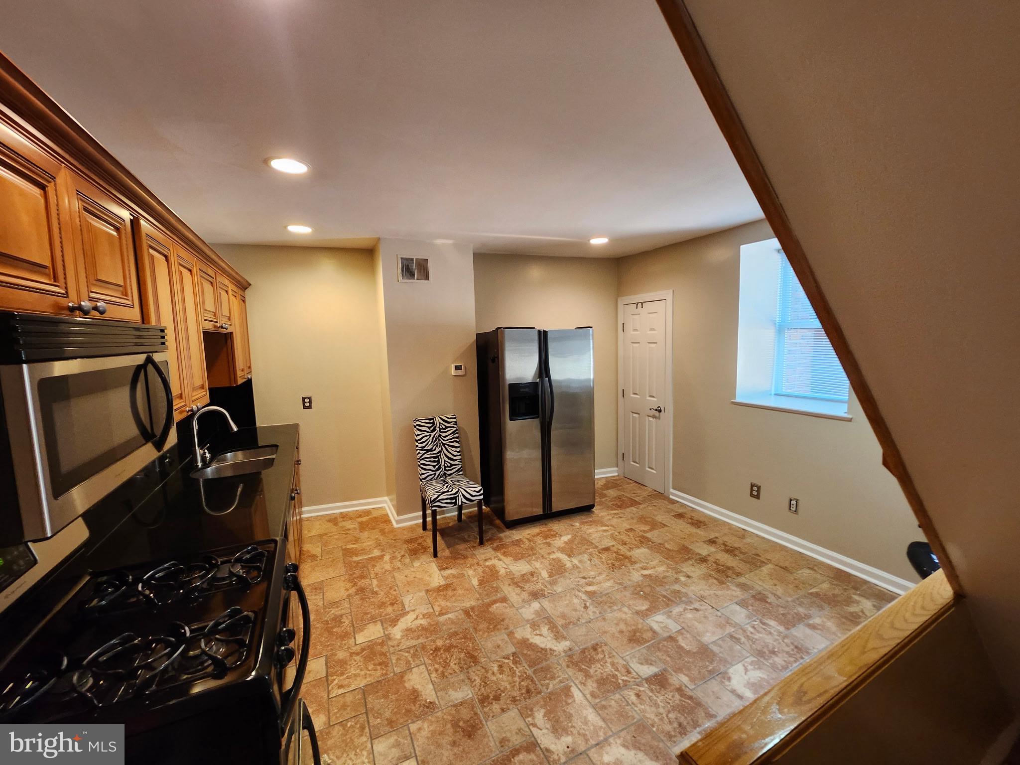 BELLA VISTA - Residential Lease