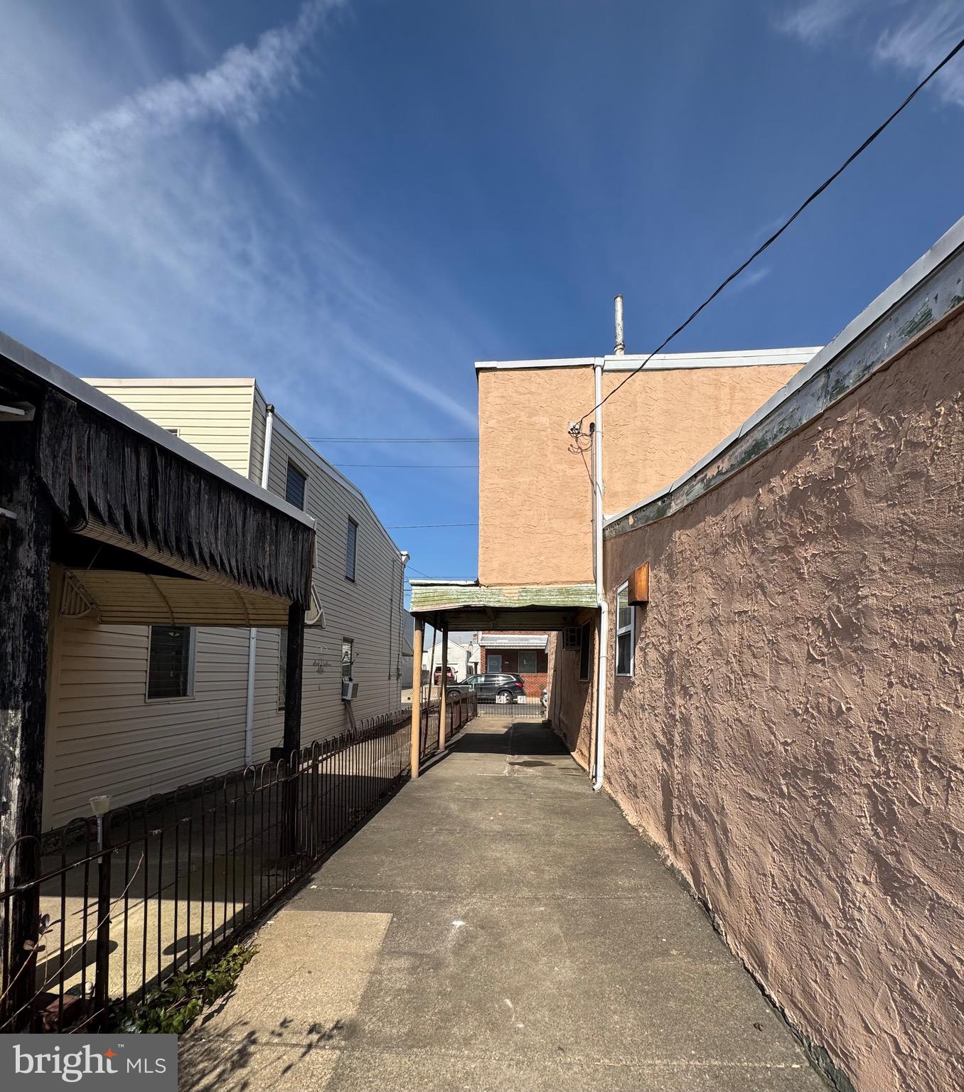 BRIDESBURG - Residential