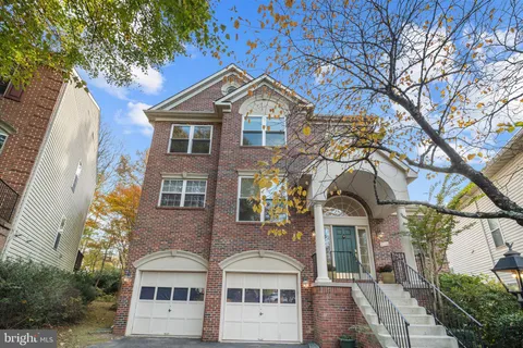 3116 White Daisy Place, Fairfax, VA MLS: VAFX2276404