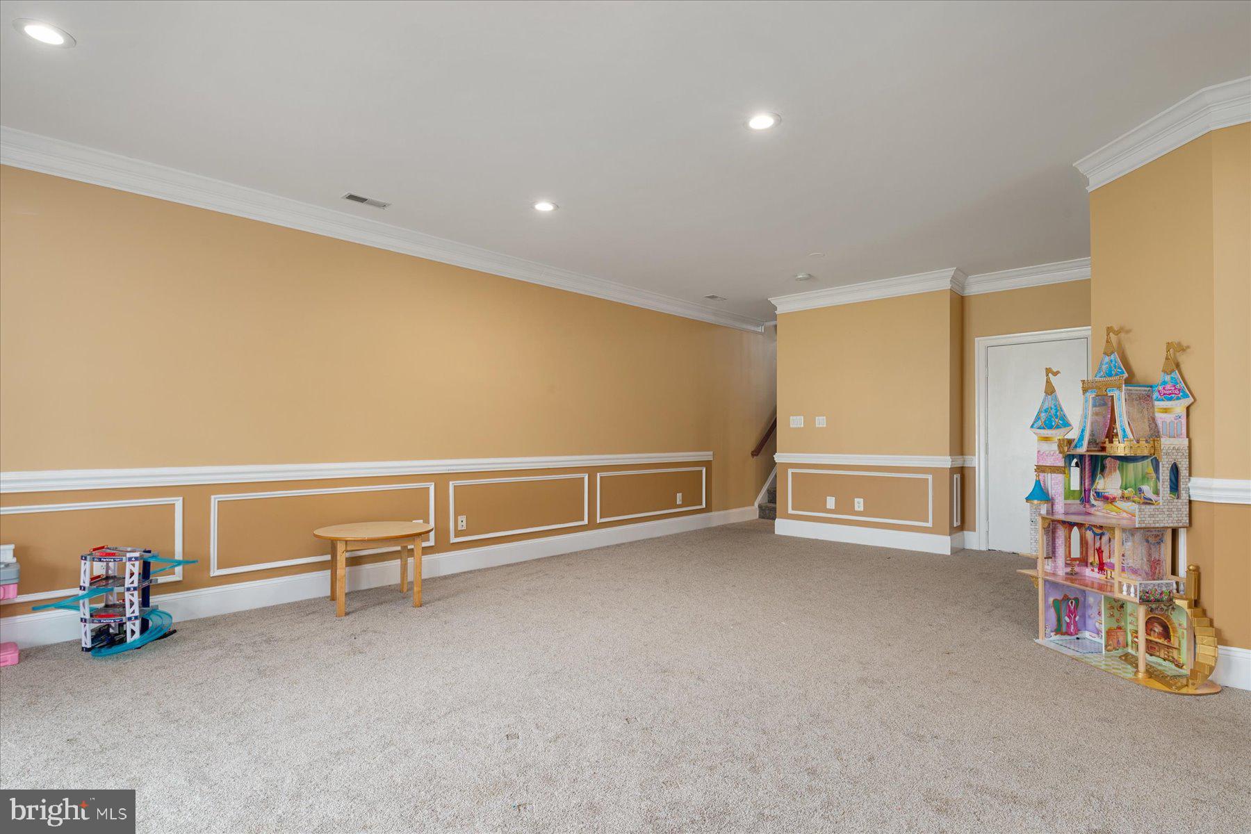 RIVIERA BEACH - Residential