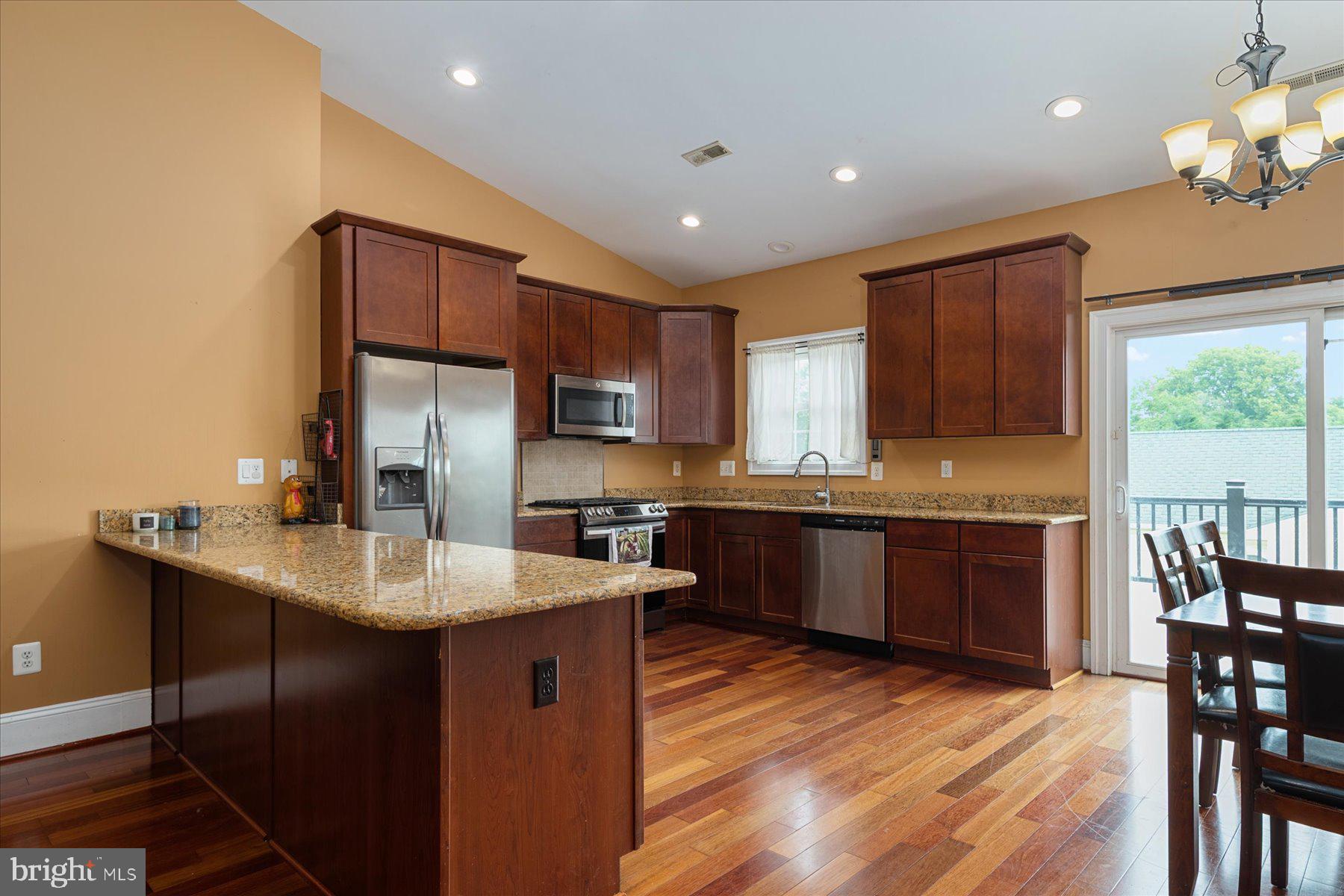 RIVIERA BEACH - Residential