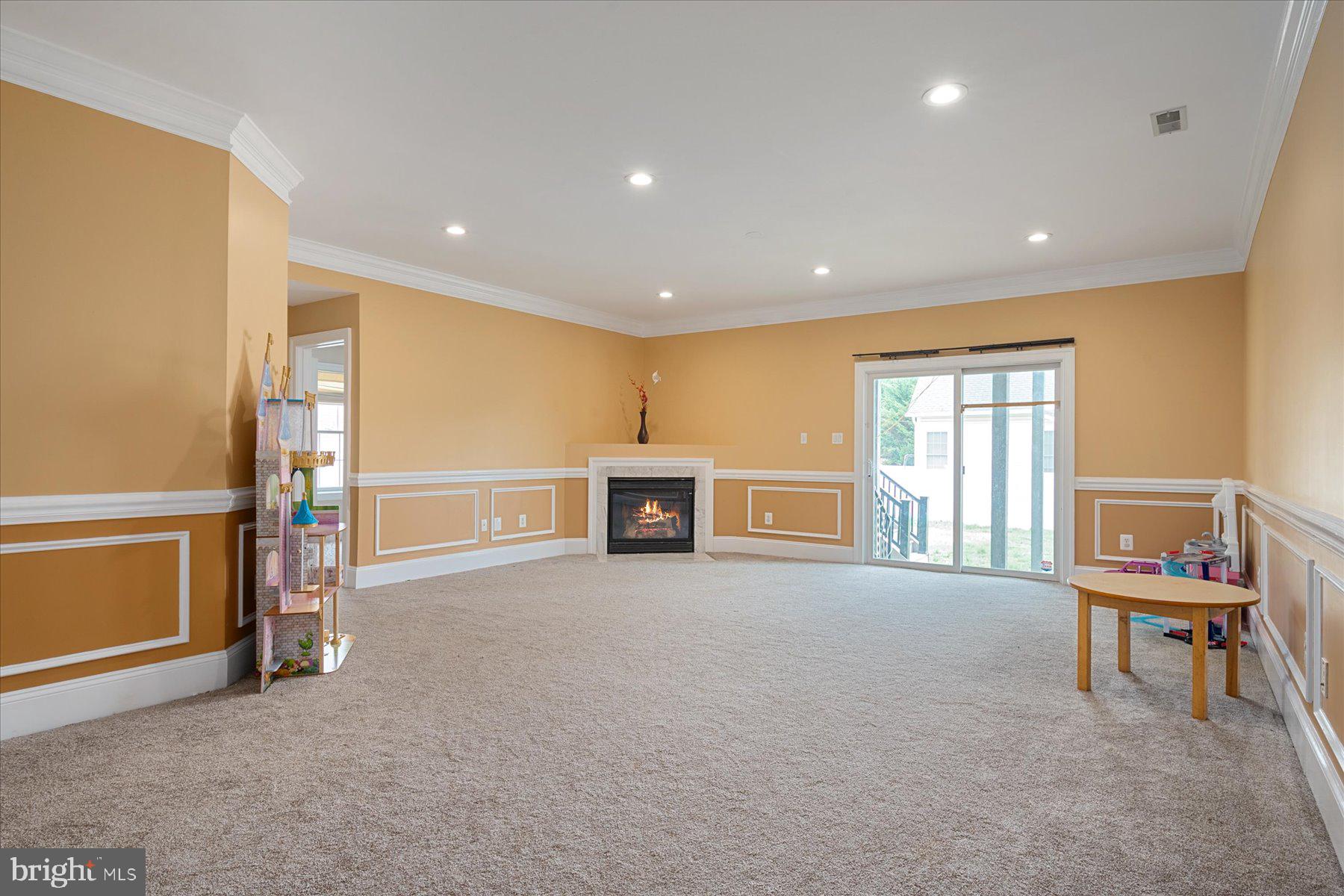 RIVIERA BEACH - Residential