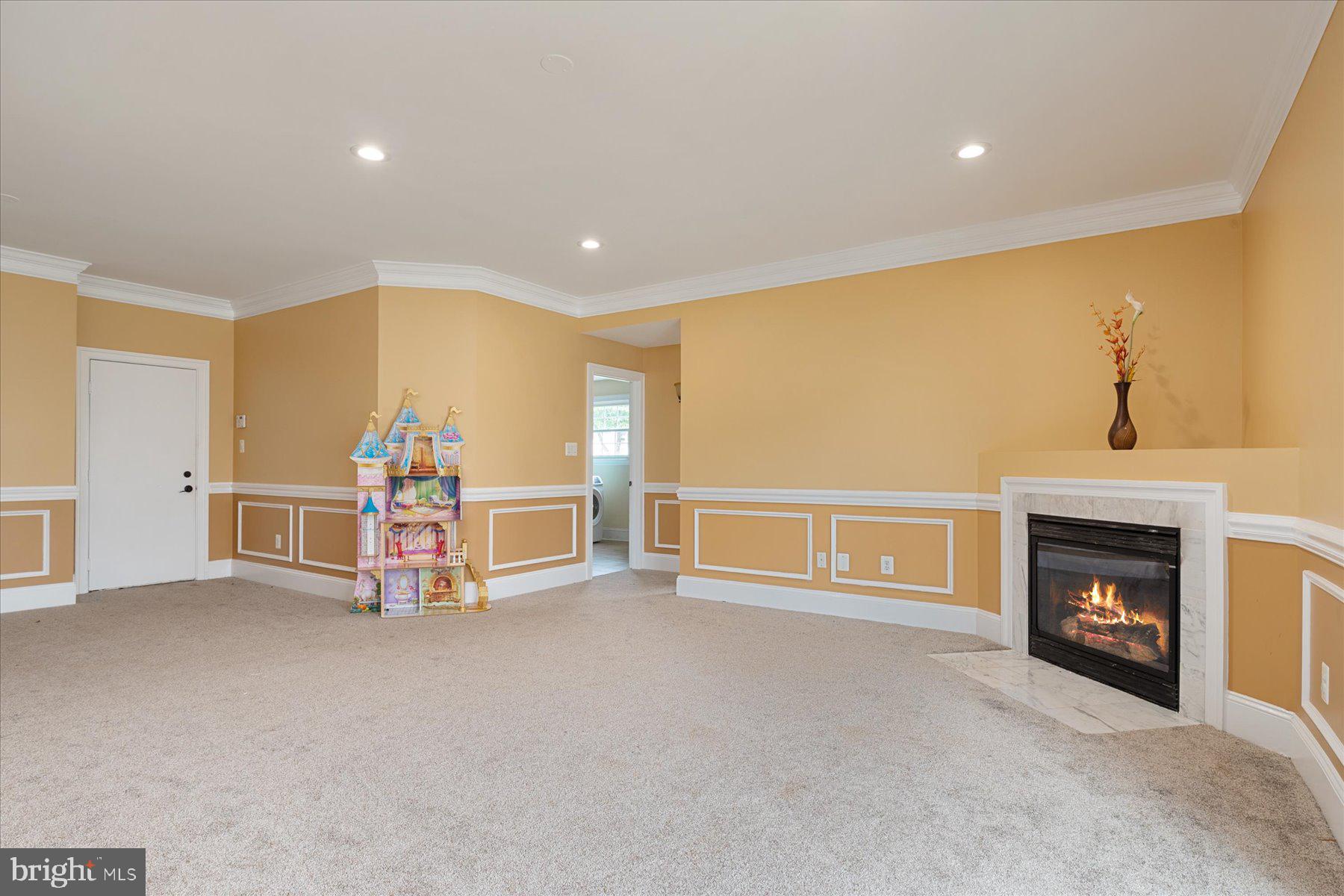 RIVIERA BEACH - Residential