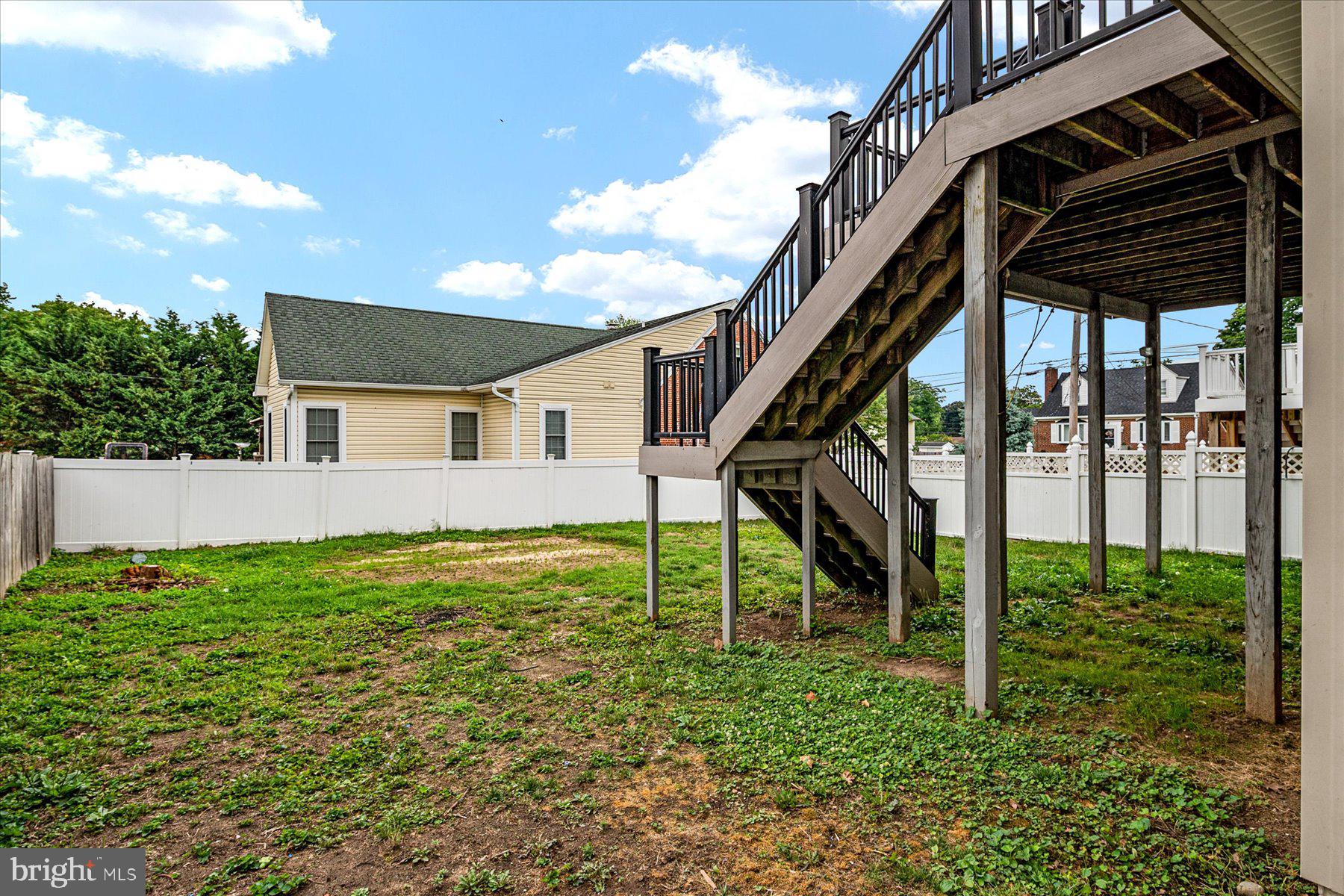 RIVIERA BEACH - Residential