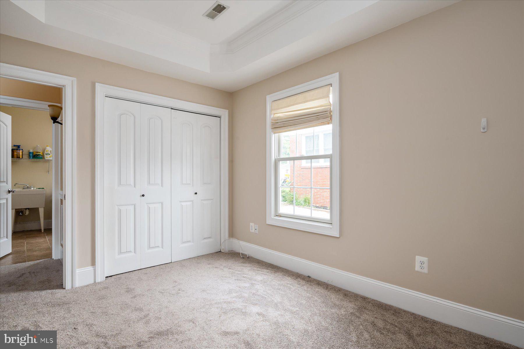 RIVIERA BEACH - Residential