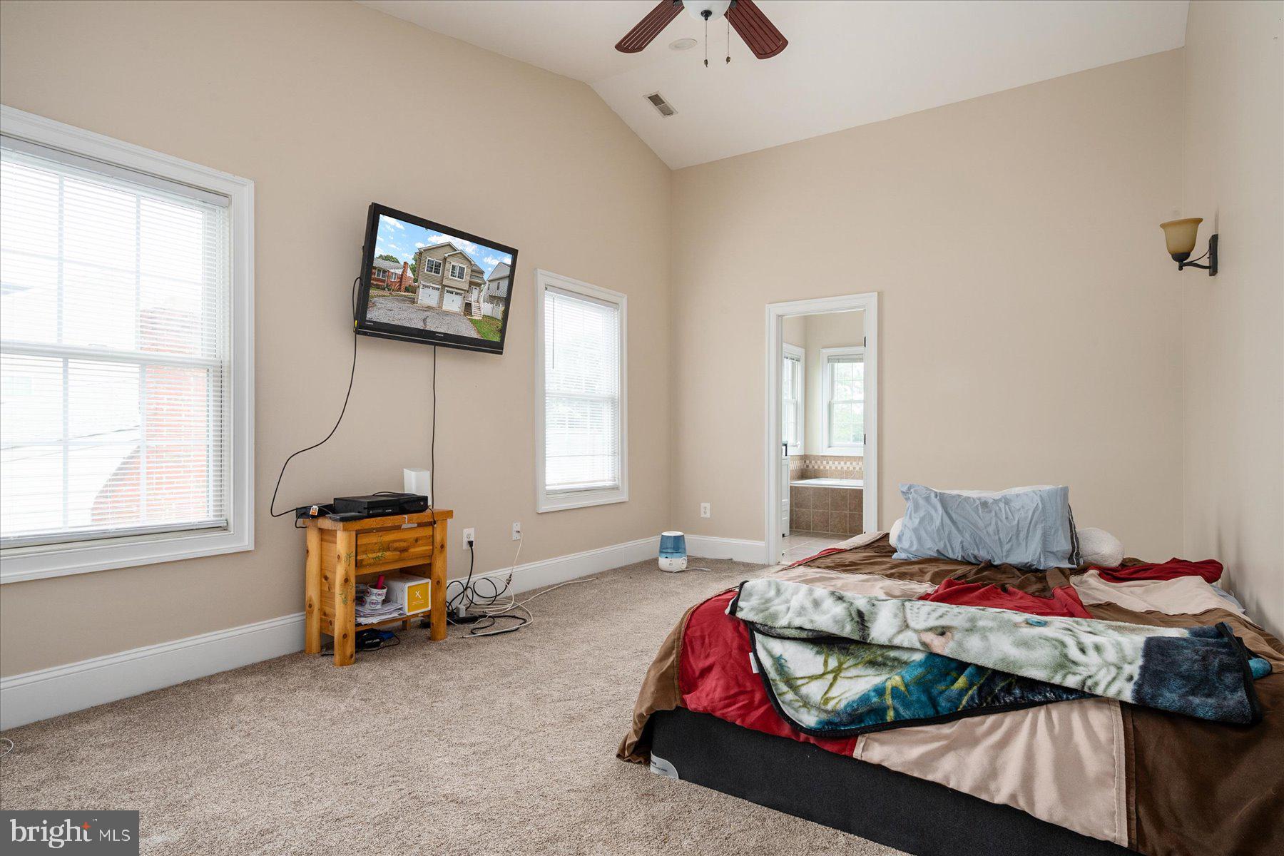 RIVIERA BEACH - Residential