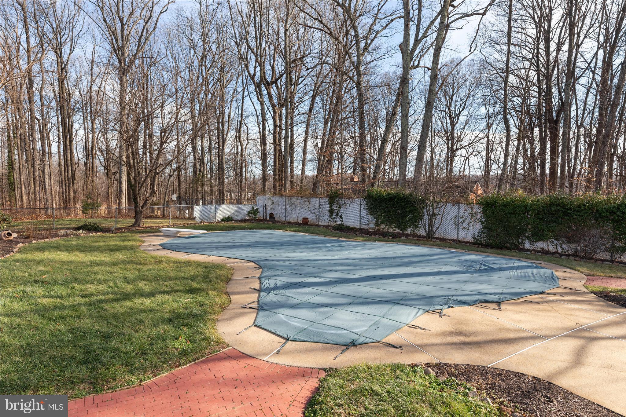 WATERFALL - Residential