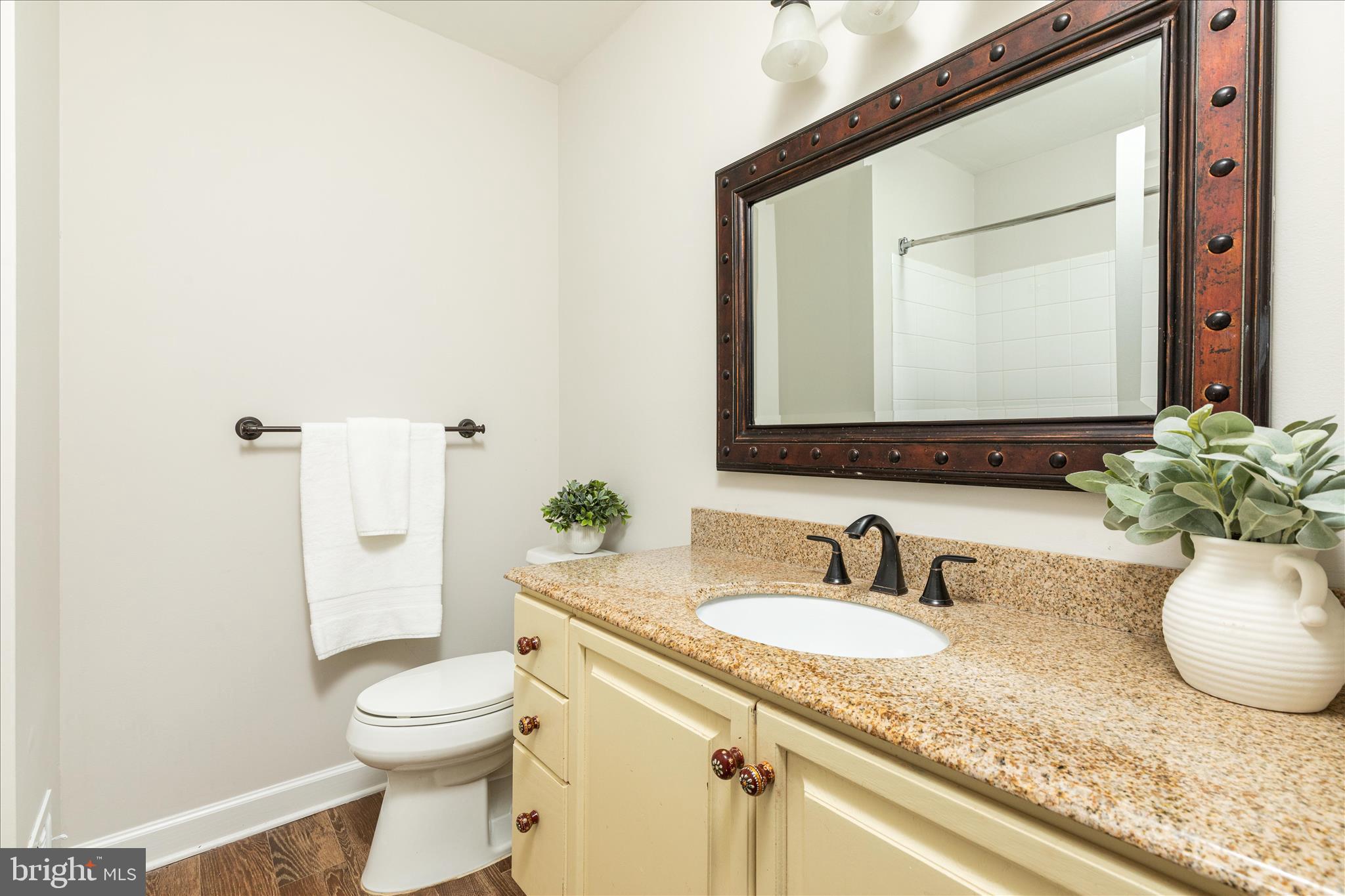 WATERFALL - Residential