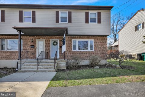 106 OAK LANE READING PA 19606