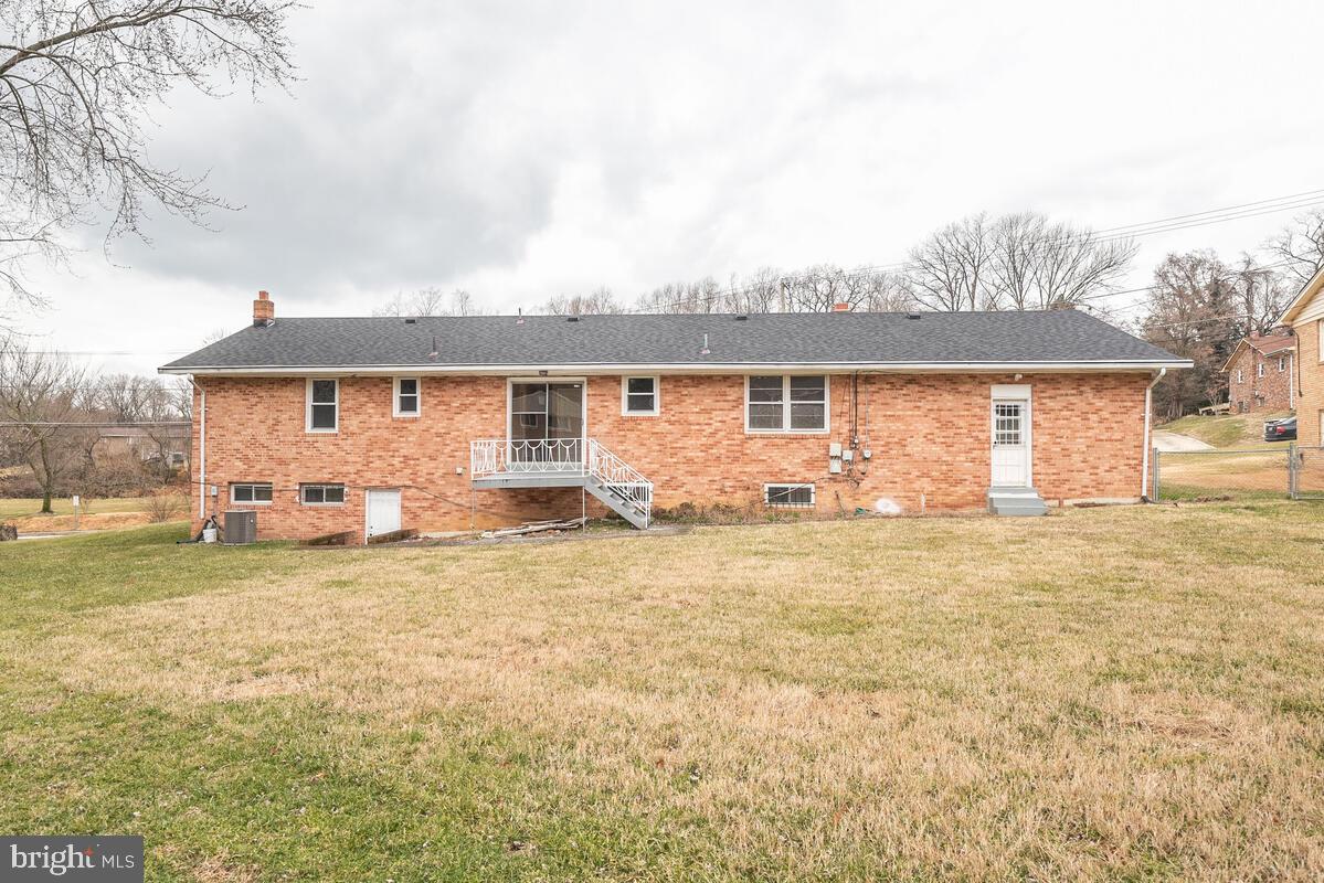 BARNABY VILLAGE - Residential