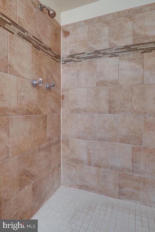 BARNABY VILLAGE - Residential