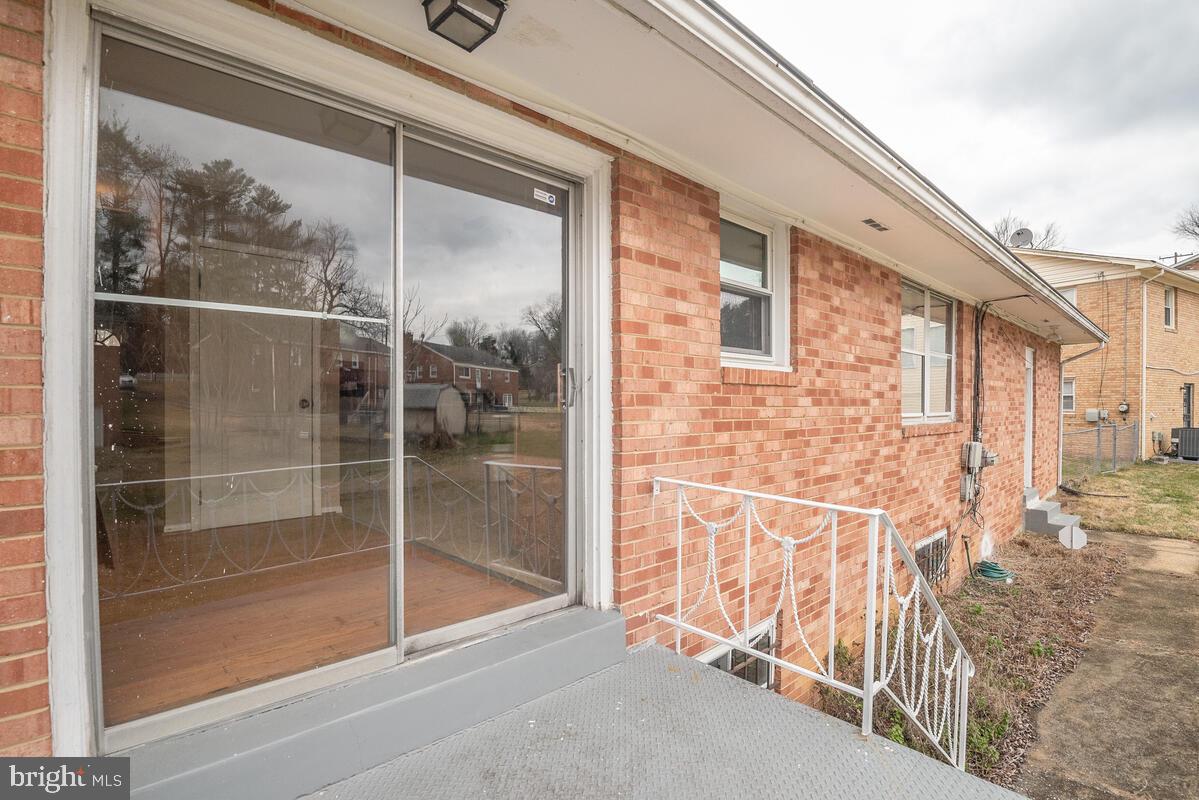 BARNABY VILLAGE - Residential