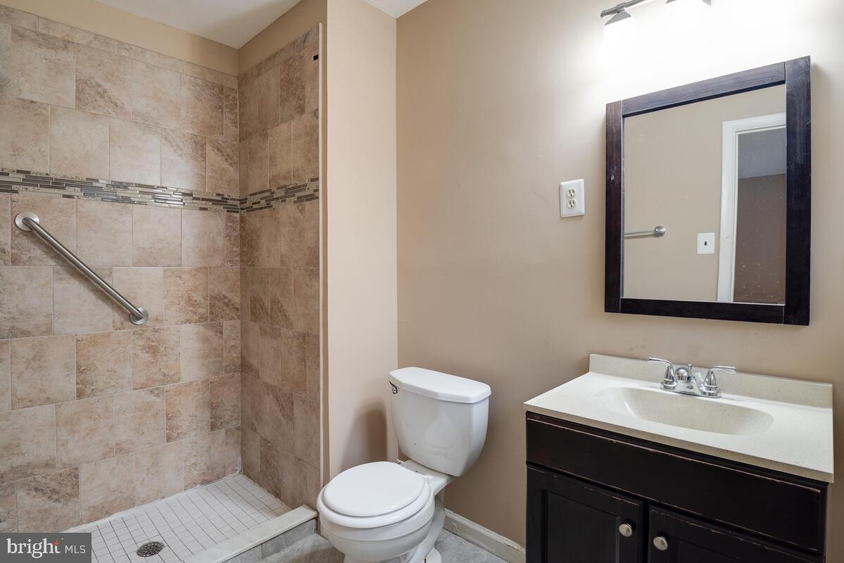 BARNABY VILLAGE - Residential