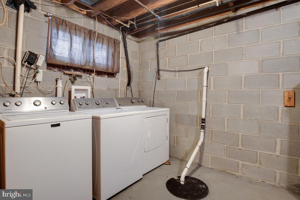 BARNABY VILLAGE - Residential