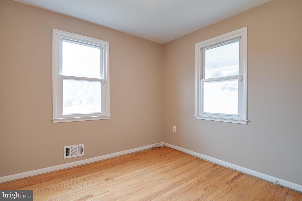 BARNABY VILLAGE - Residential