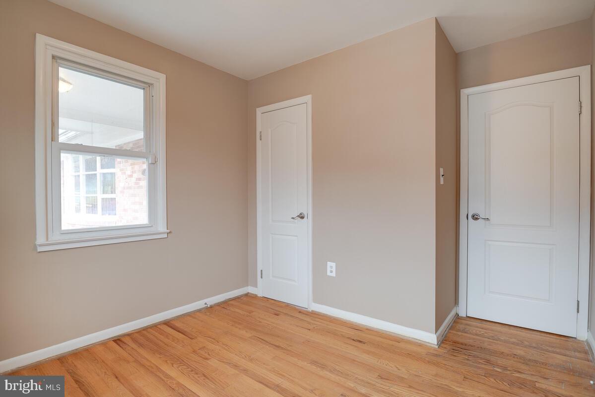 BARNABY VILLAGE - Residential