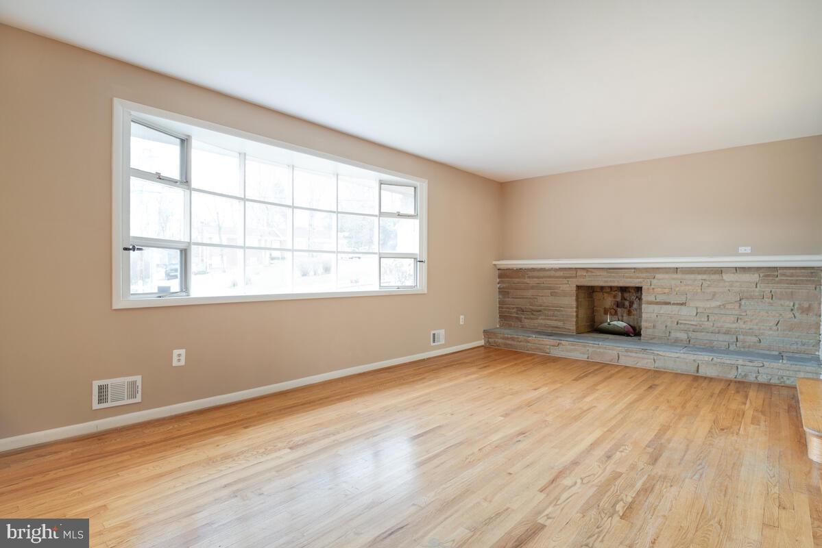 BARNABY VILLAGE - Residential