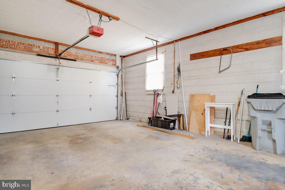 BARNABY VILLAGE - Residential