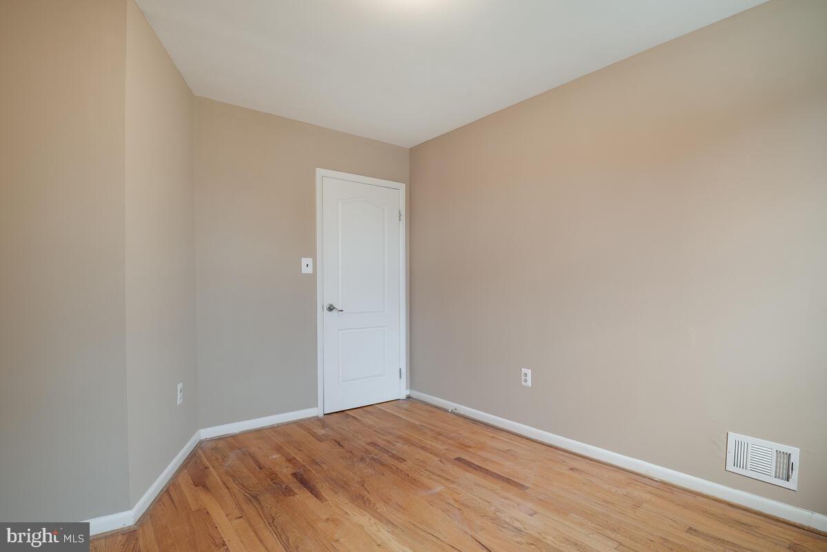 BARNABY VILLAGE - Residential