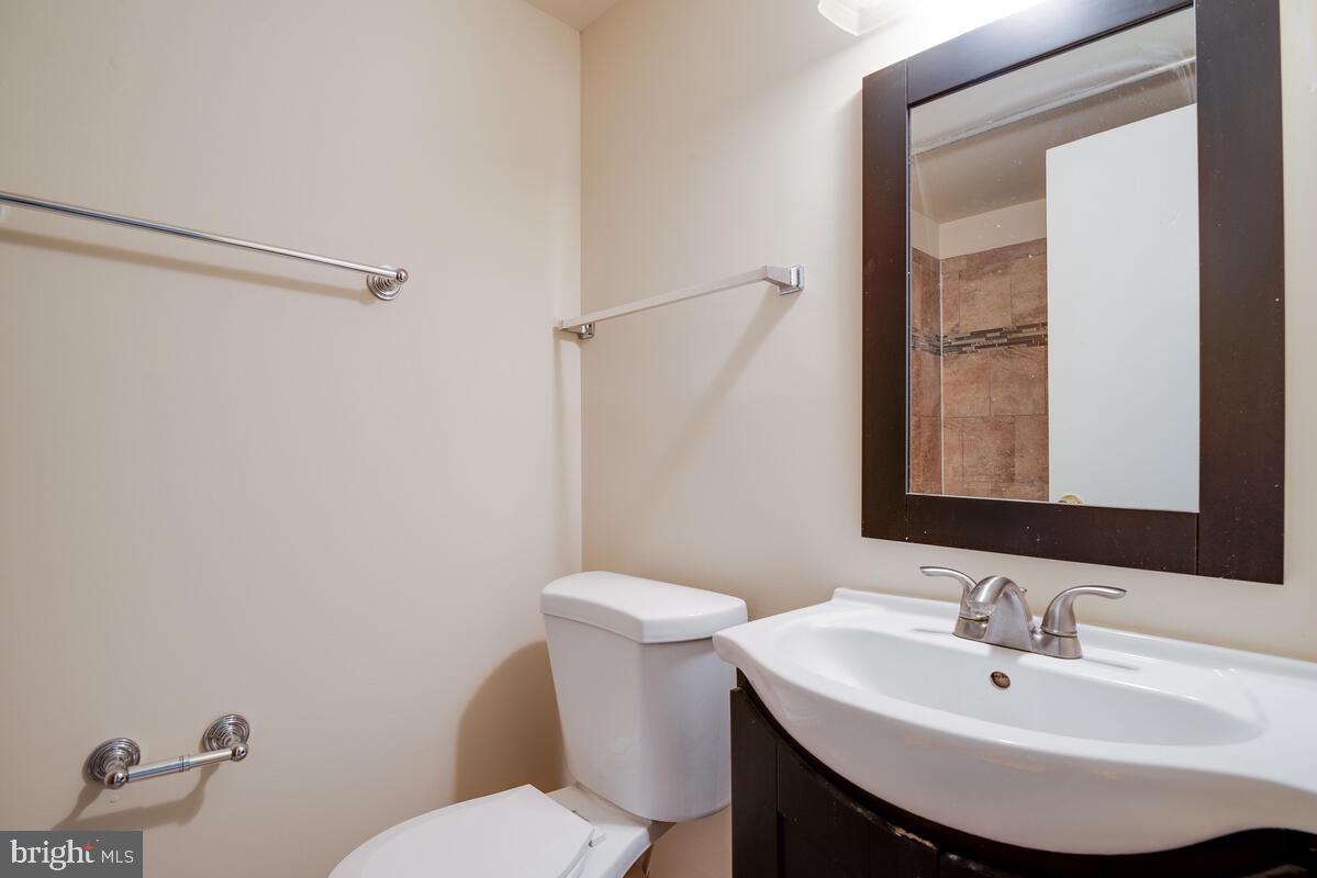 BARNABY VILLAGE - Residential