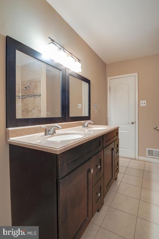 BARNABY VILLAGE - Residential