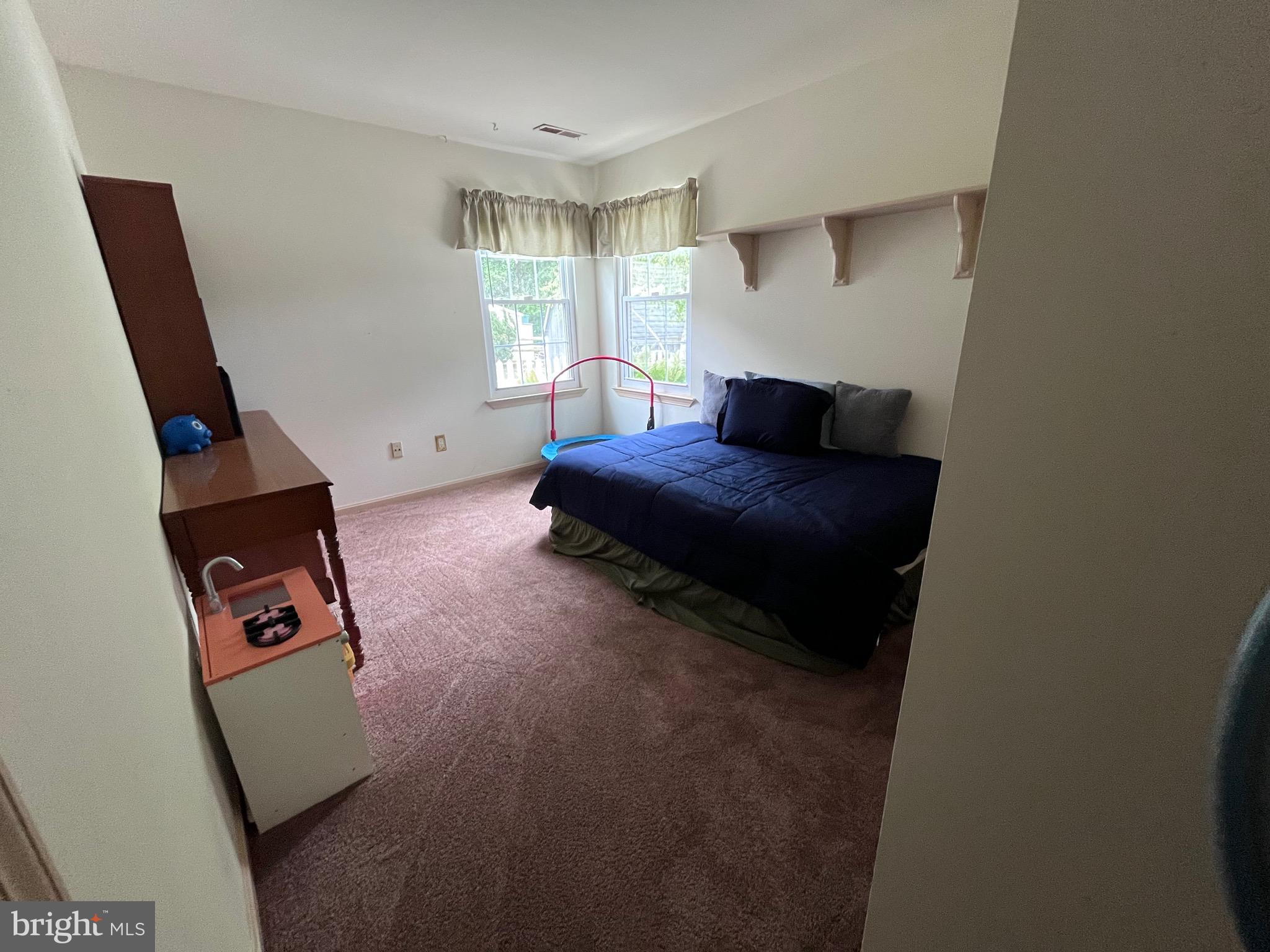 SUMMIT TRACE - Residential