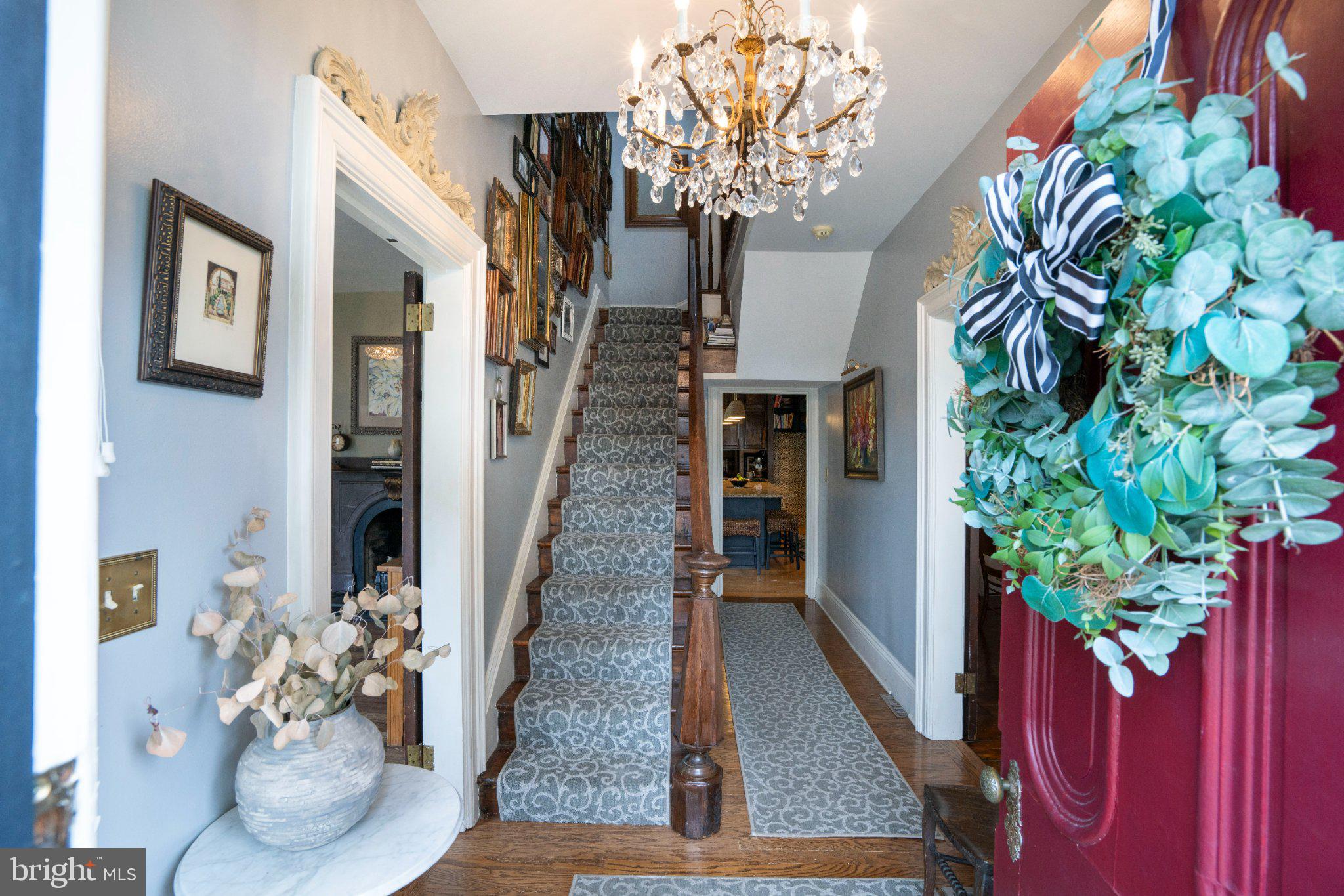 223 W CURTIN STREET