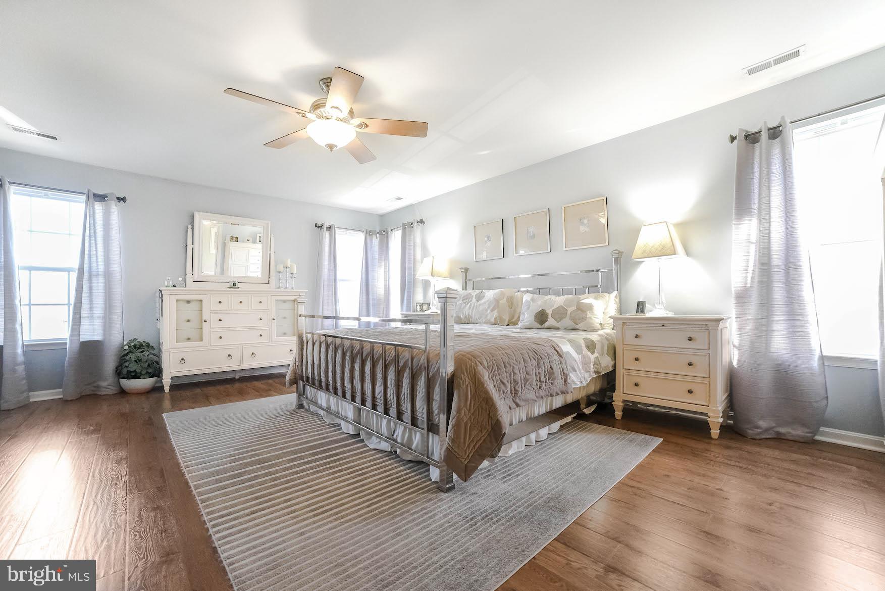 HELEN'S RETREAT - Residential