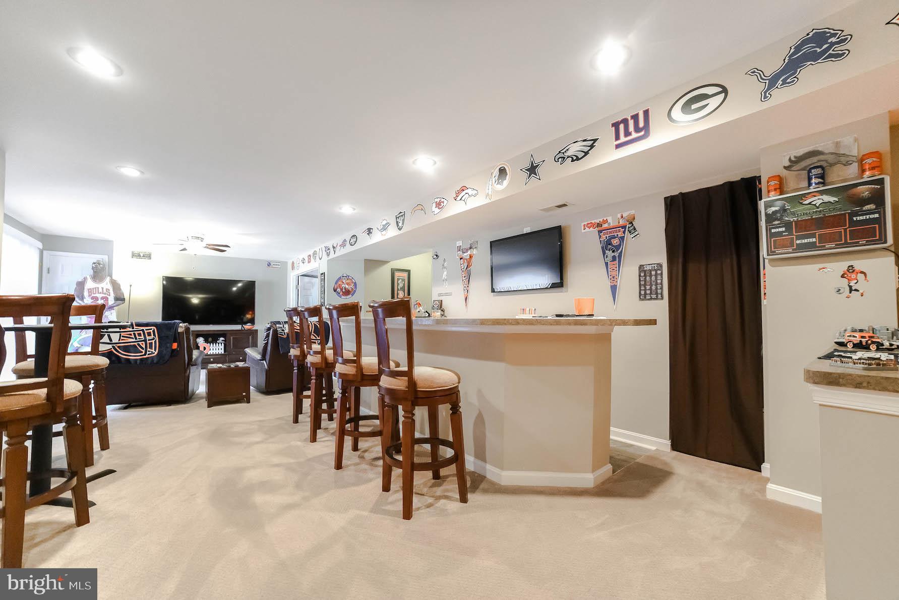 HELEN'S RETREAT - Residential