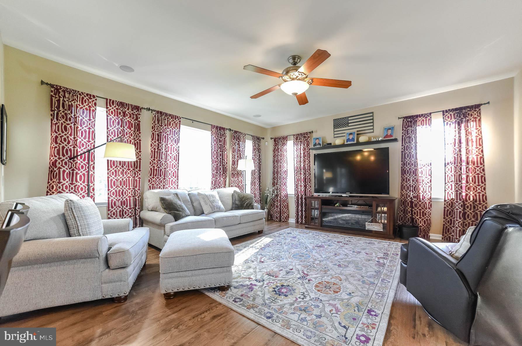 HELEN'S RETREAT - Residential