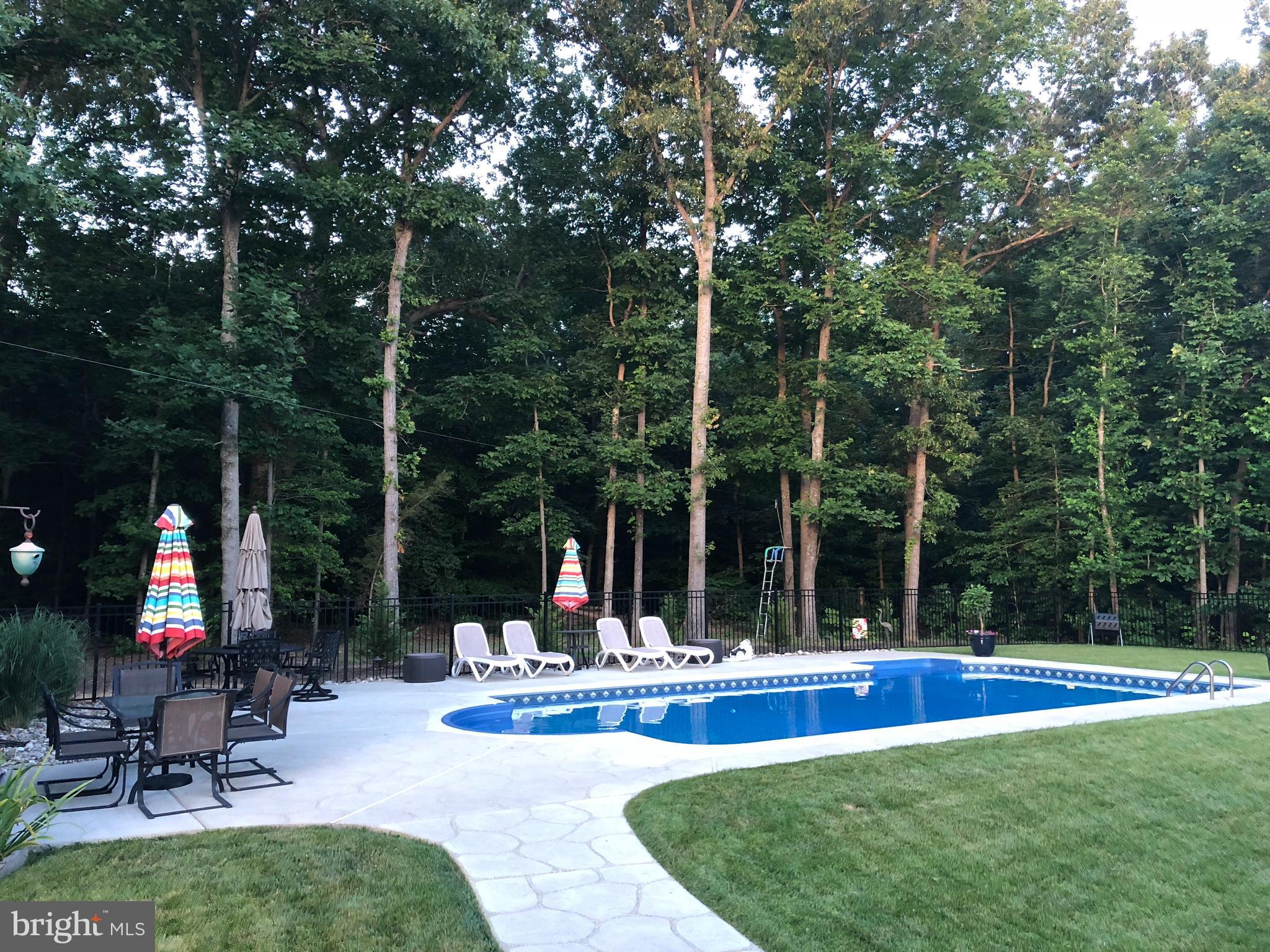 HELEN'S RETREAT - Residential