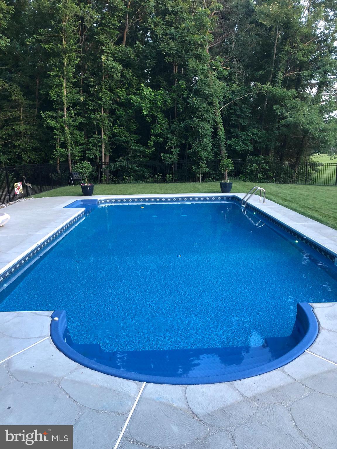 HELEN'S RETREAT - Residential