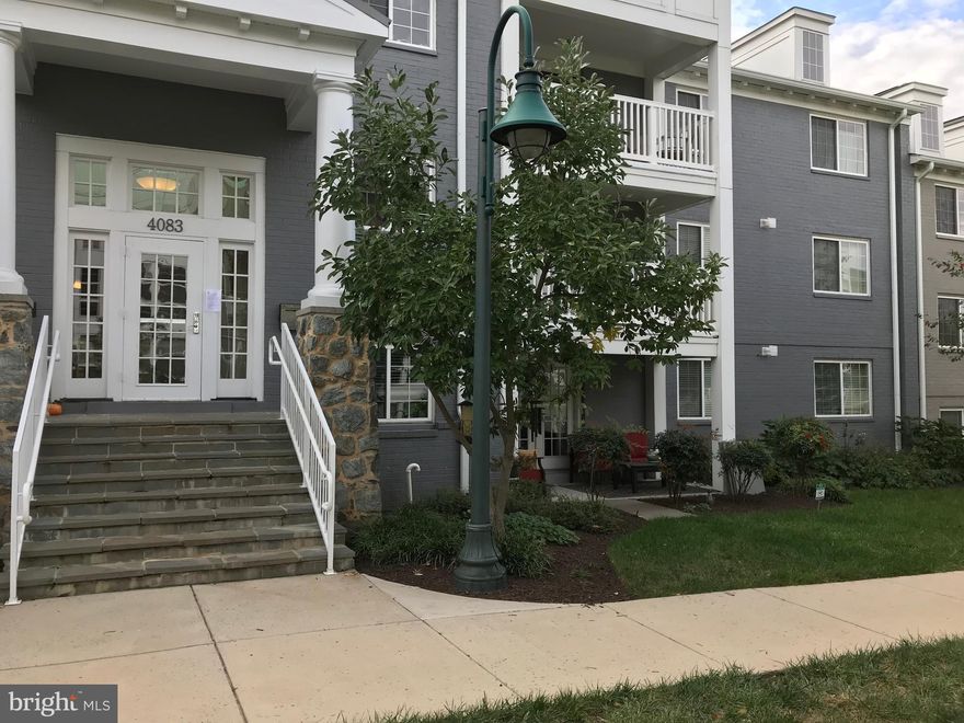Large 2BR/2BA condo in highly sought after community at West Village of Shirlington. Condo has a large kitchen, granite countertops, stainless steel appliances, open floor plan, wood floors throughout, master w/ huge walk in closet. Ground level unit with french doors to private patio. Amenities include large outdoor pool, fitness center, business center, and free shuttle to metro. Owner is Agent