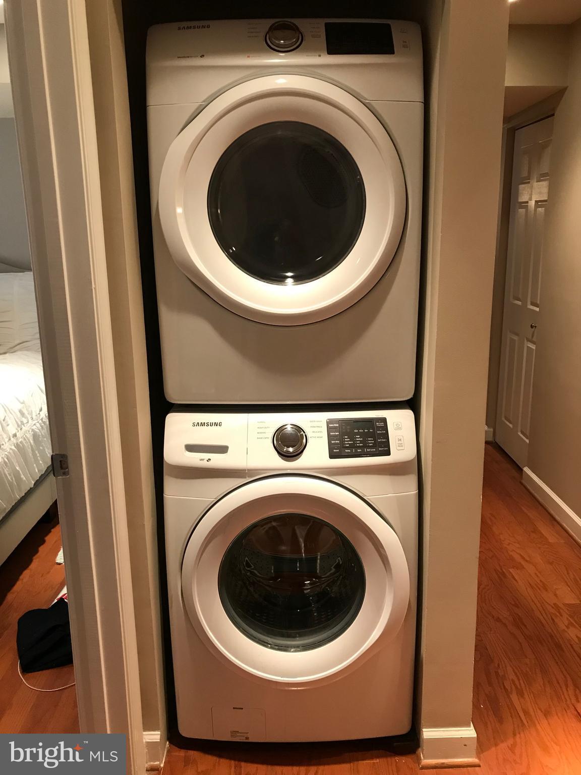 WEST VILLAGE OF SHIRLINGTON - Residential Lease