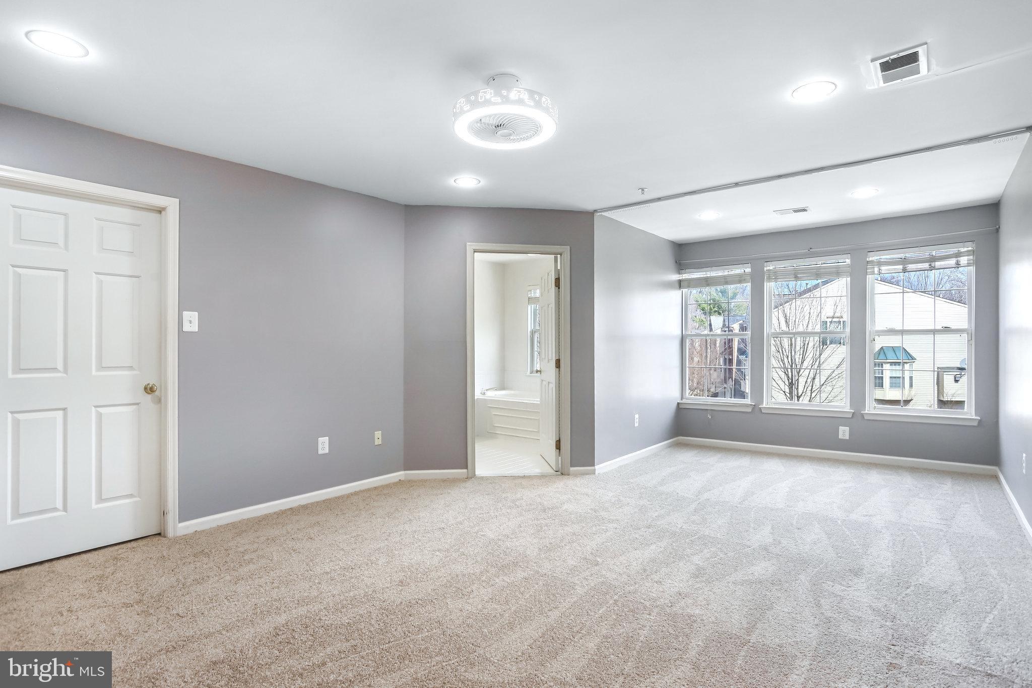 KINGSVIEW RIDGE - Residential