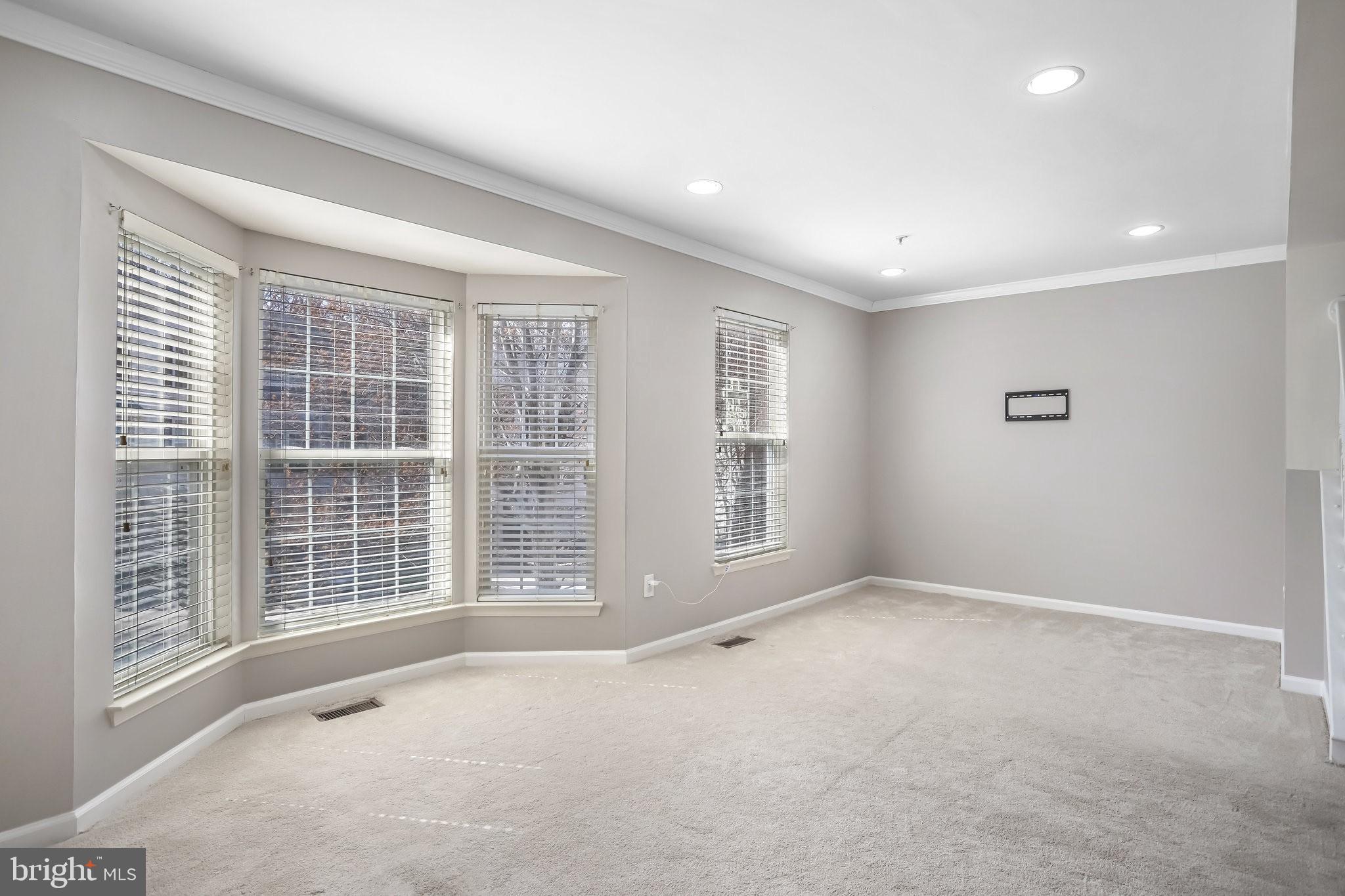 KINGSVIEW RIDGE - Residential