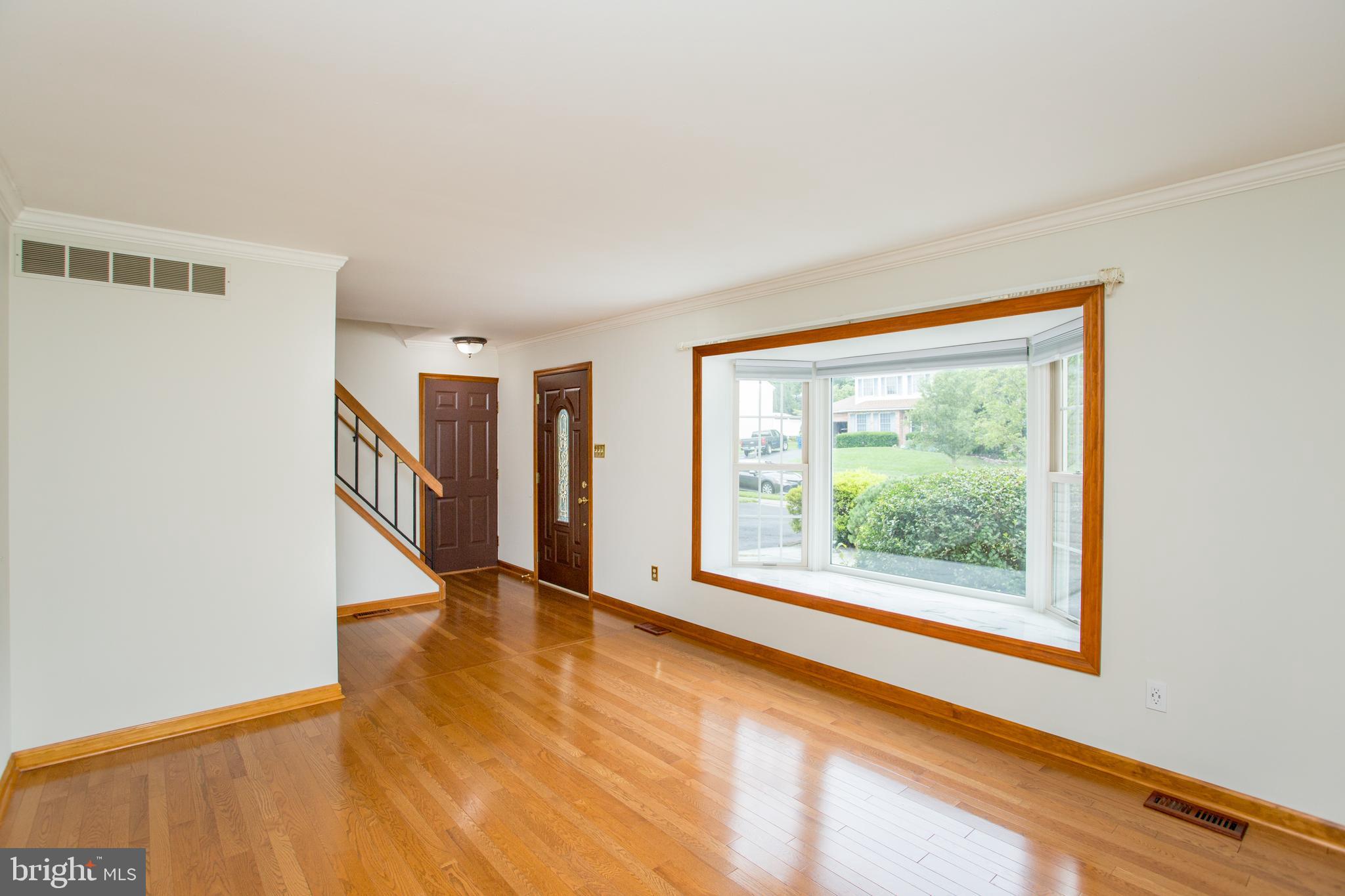 56 JASEN DRIVE