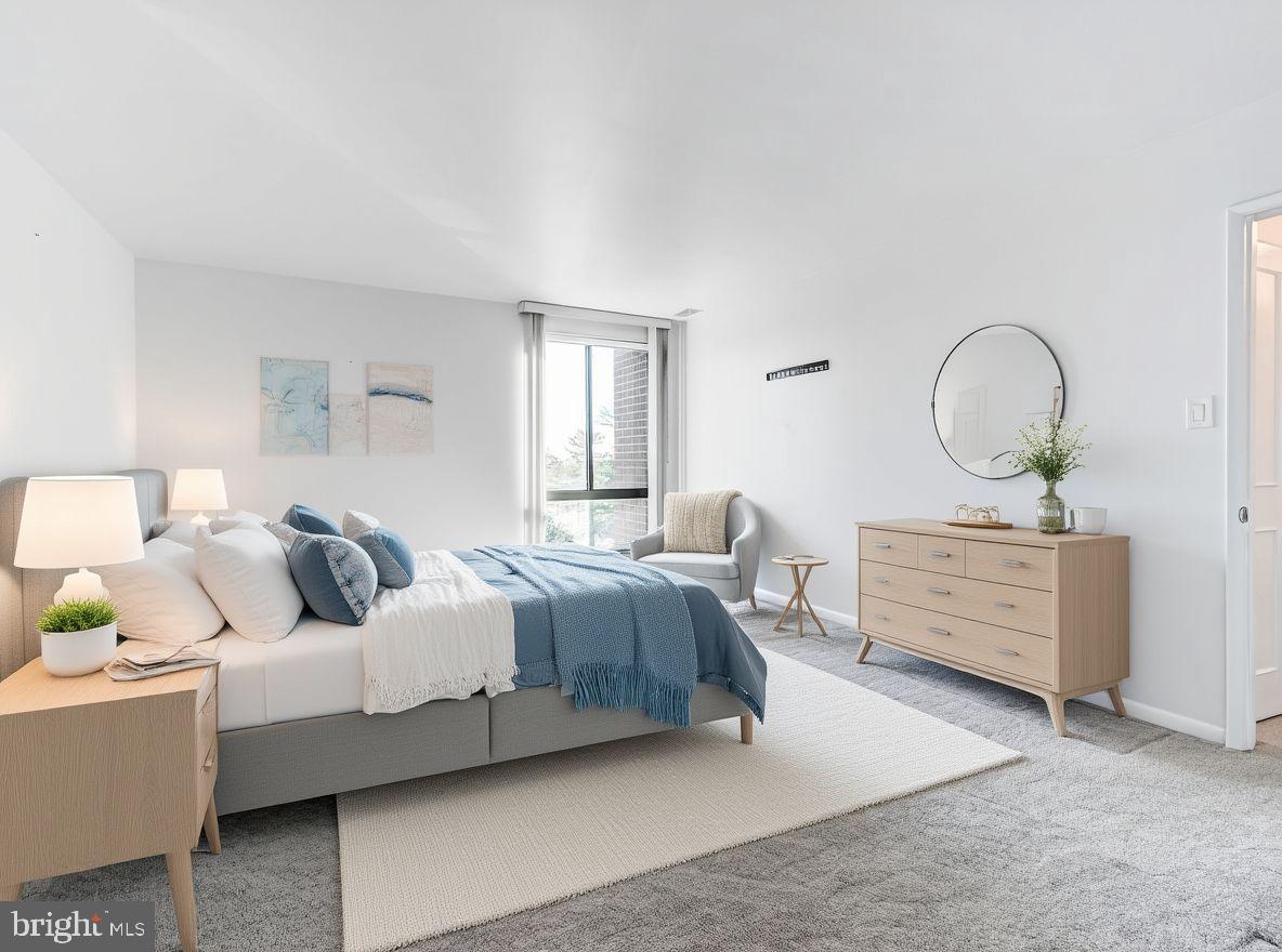 SUBURBAN OAKS - Residential