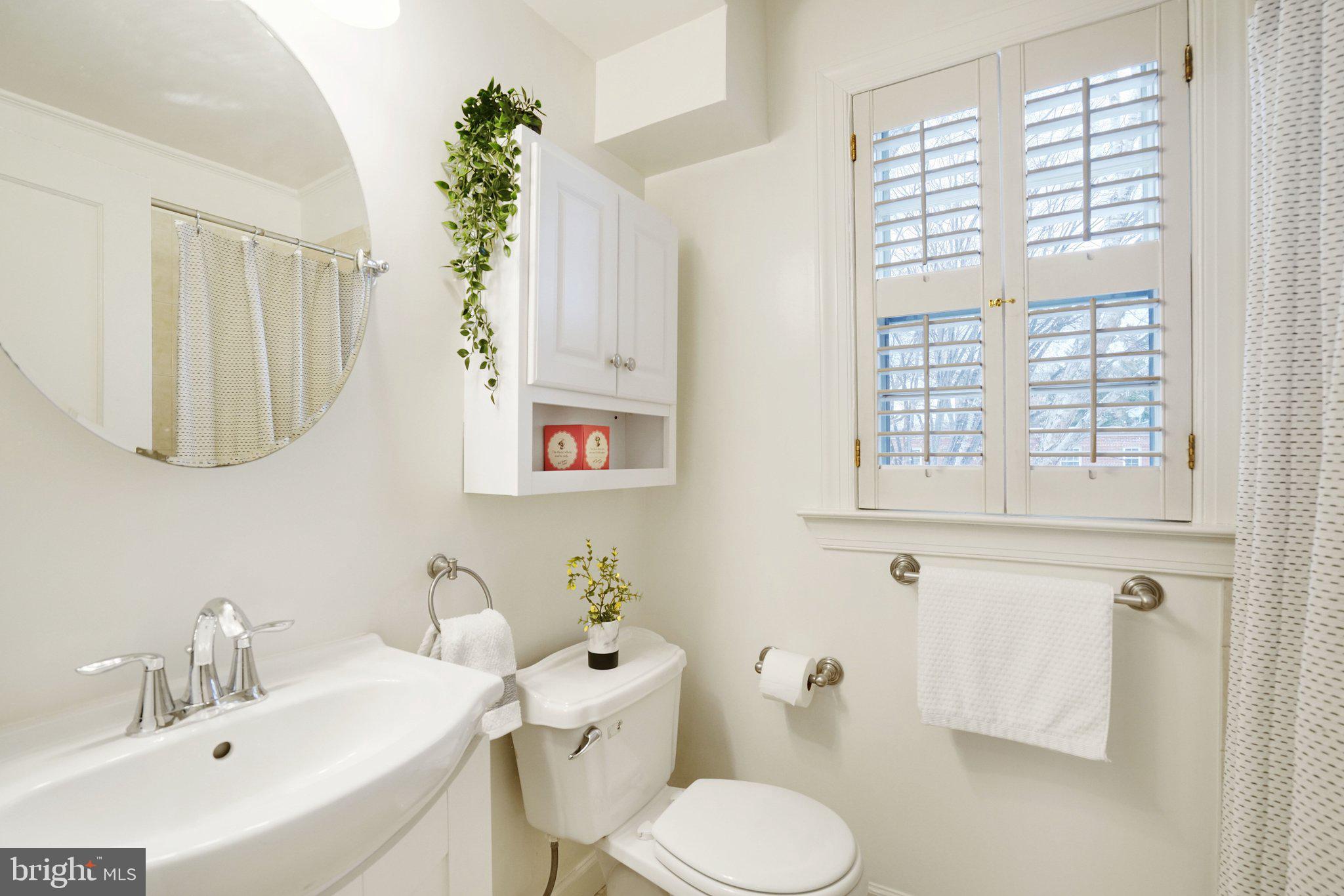 ARLINGTON VILLAGE - Residential