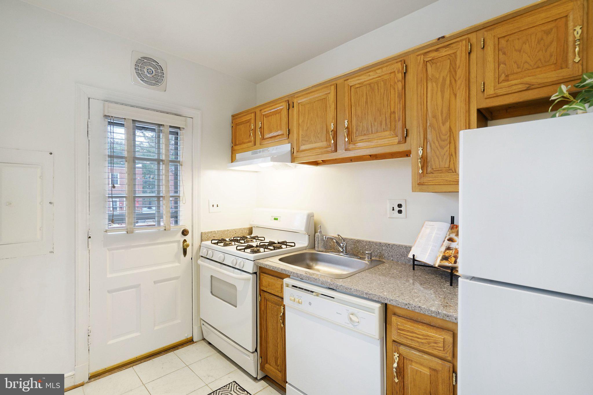 ARLINGTON VILLAGE - Residential