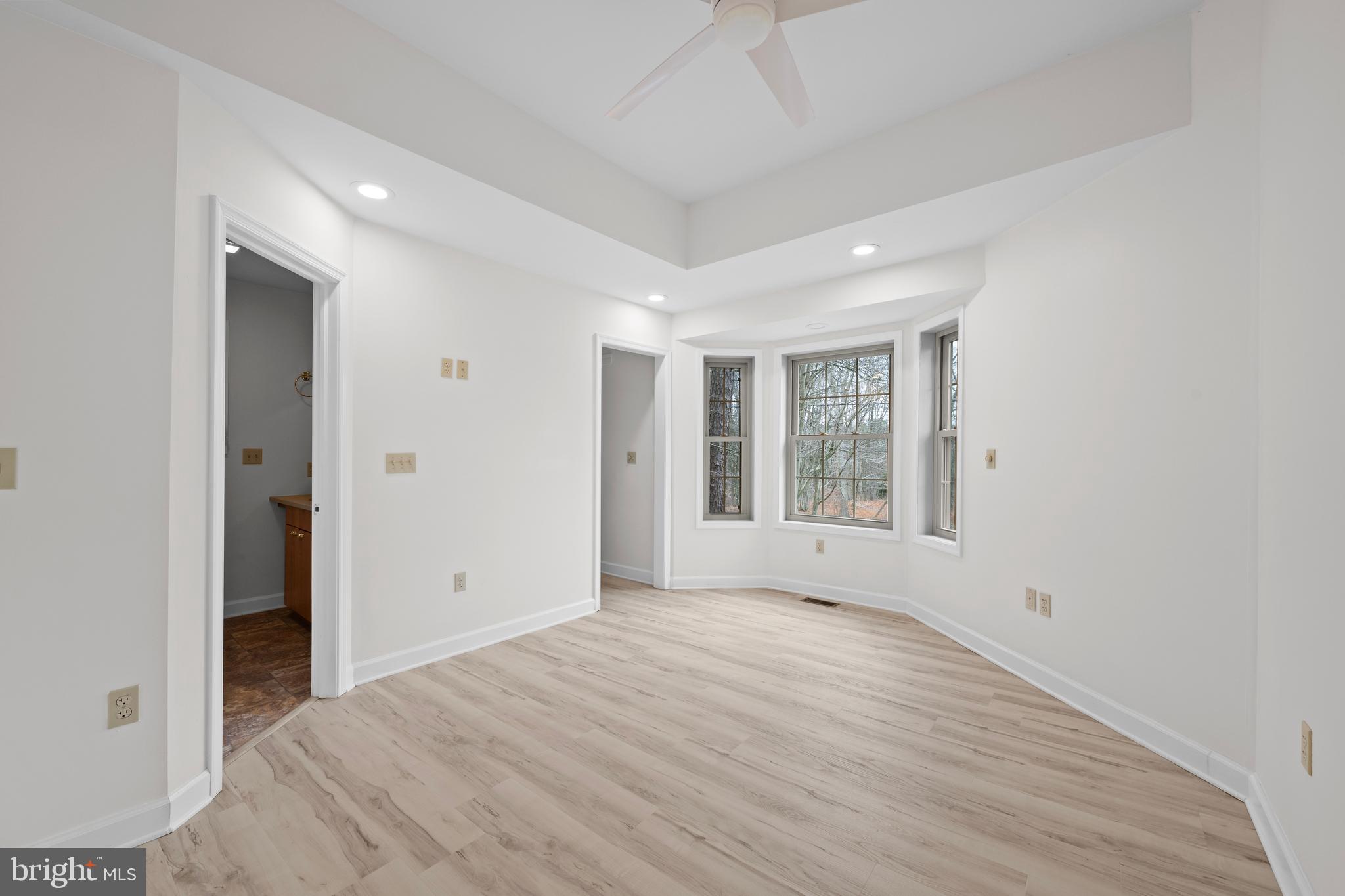 EAGLE ROCK RESORT - Residential