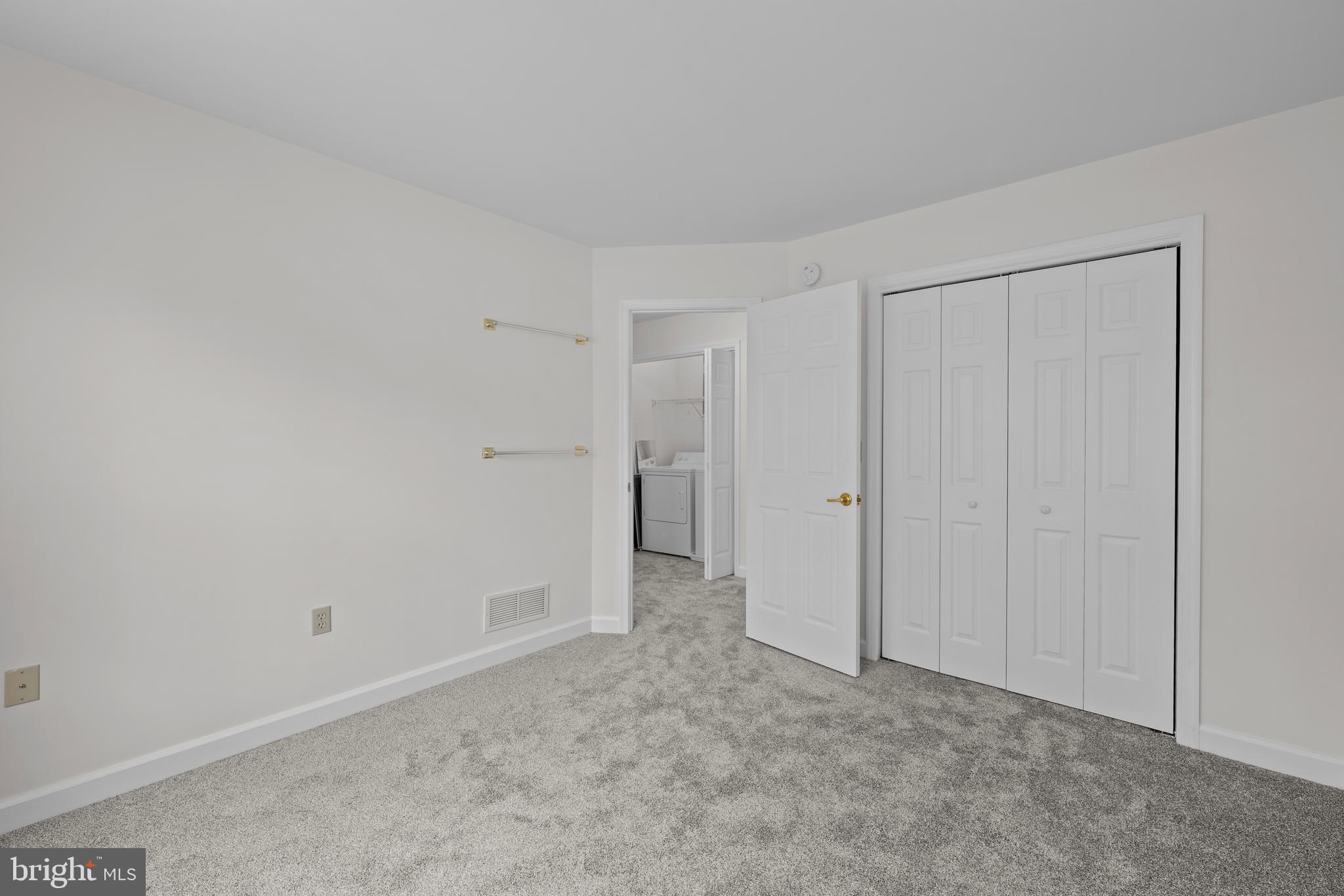 EAGLE ROCK RESORT - Residential