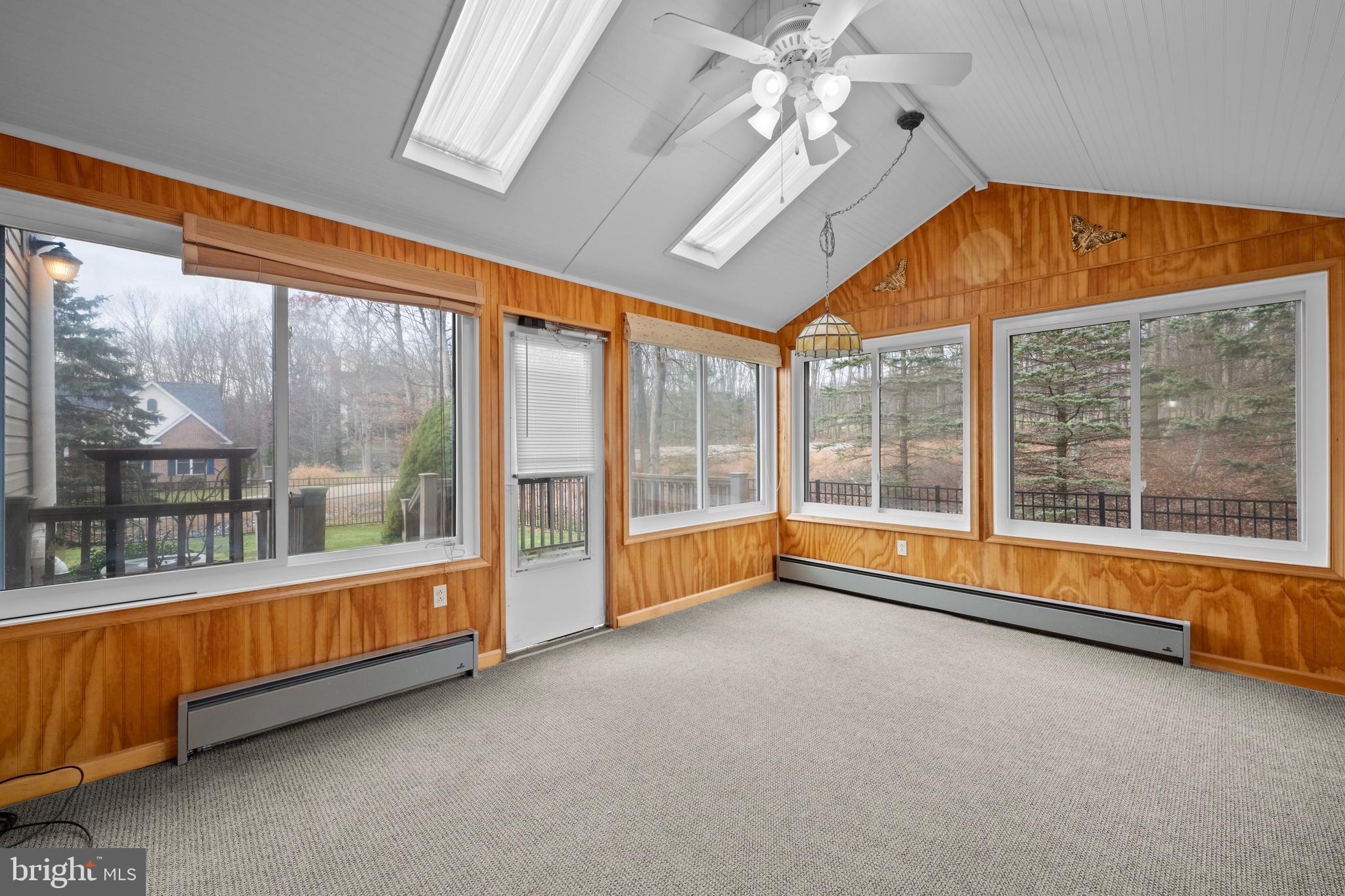 EAGLE ROCK RESORT - Residential