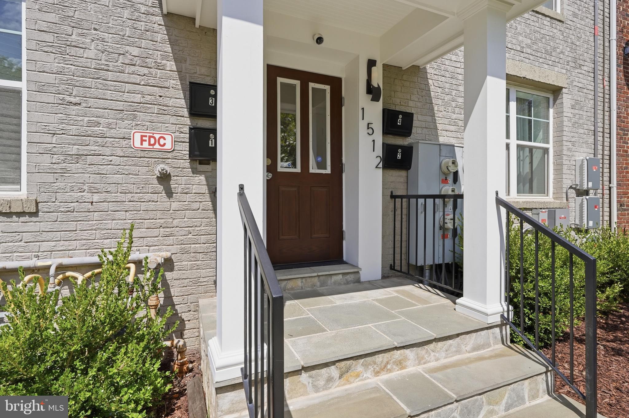 1512 F STREET NE 2