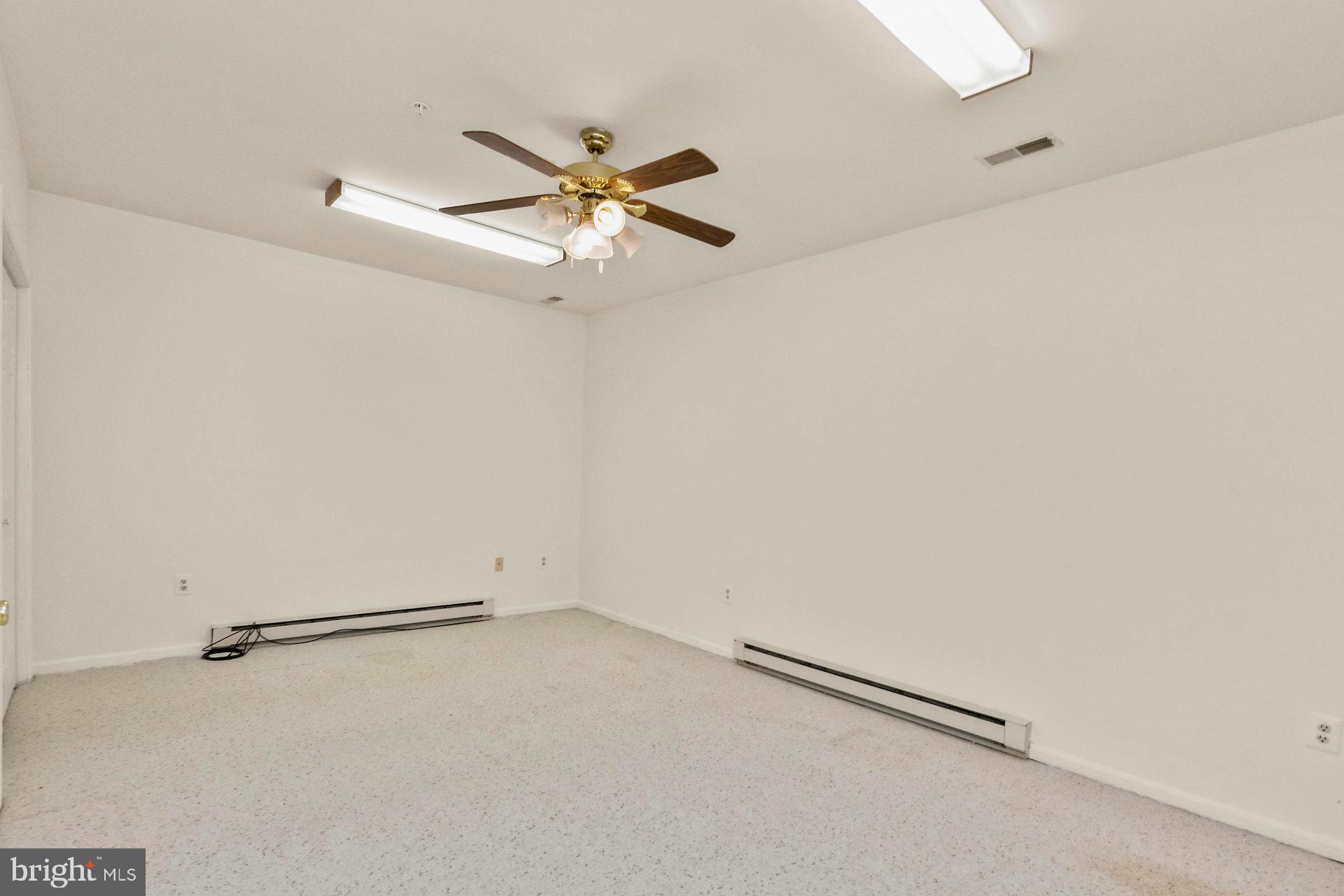 WESTLAKE - Residential