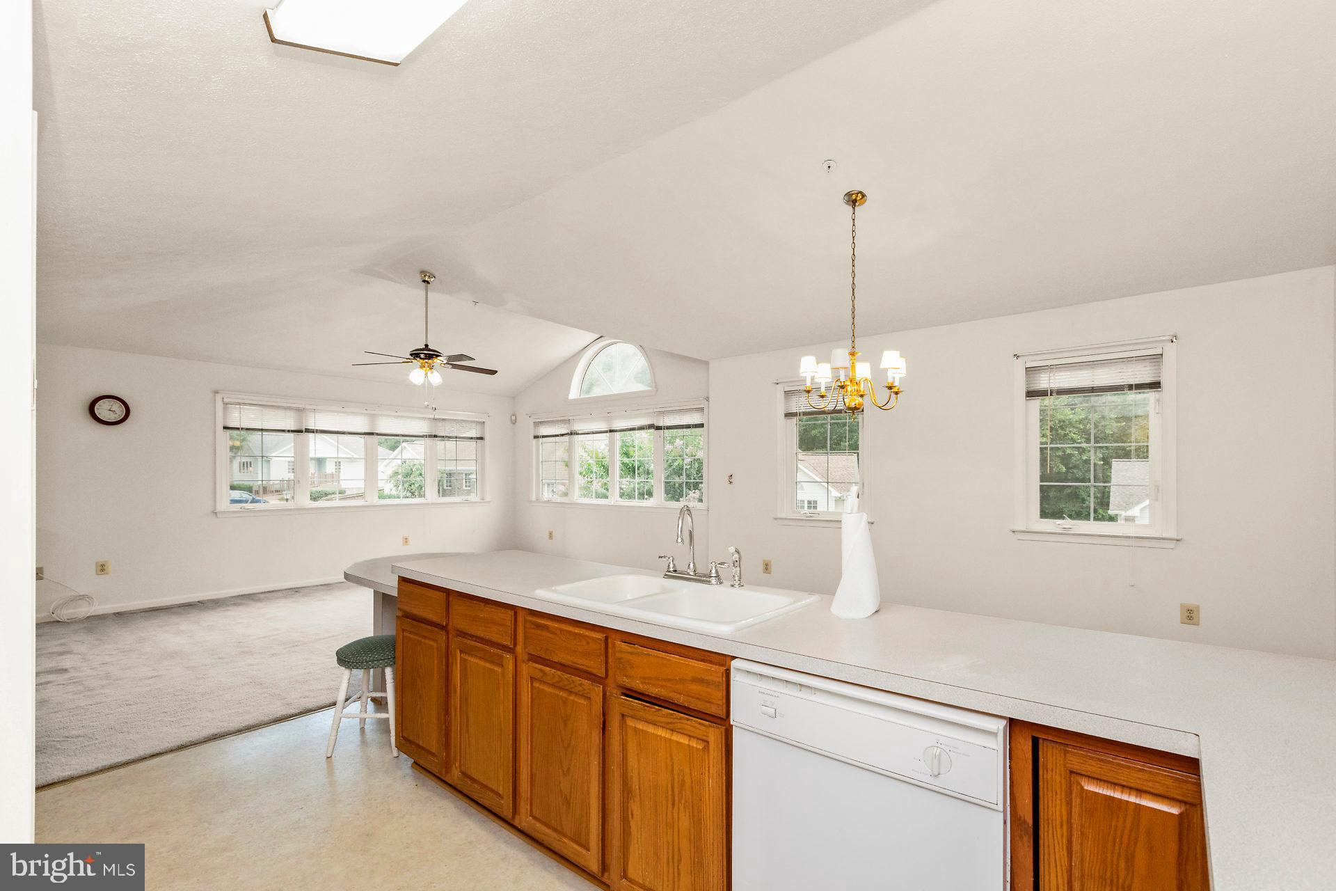 WESTLAKE - Residential