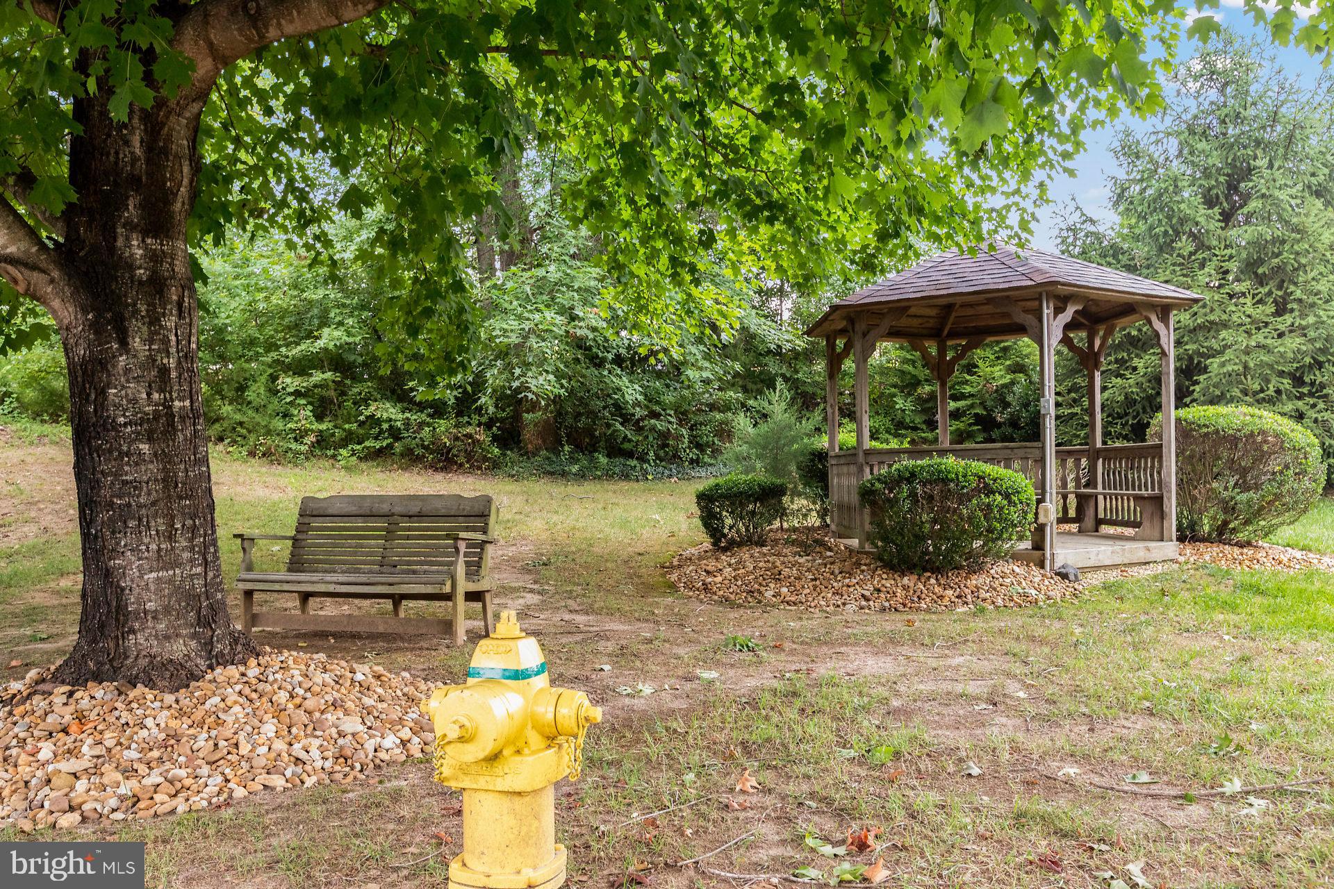 WESTLAKE - Residential