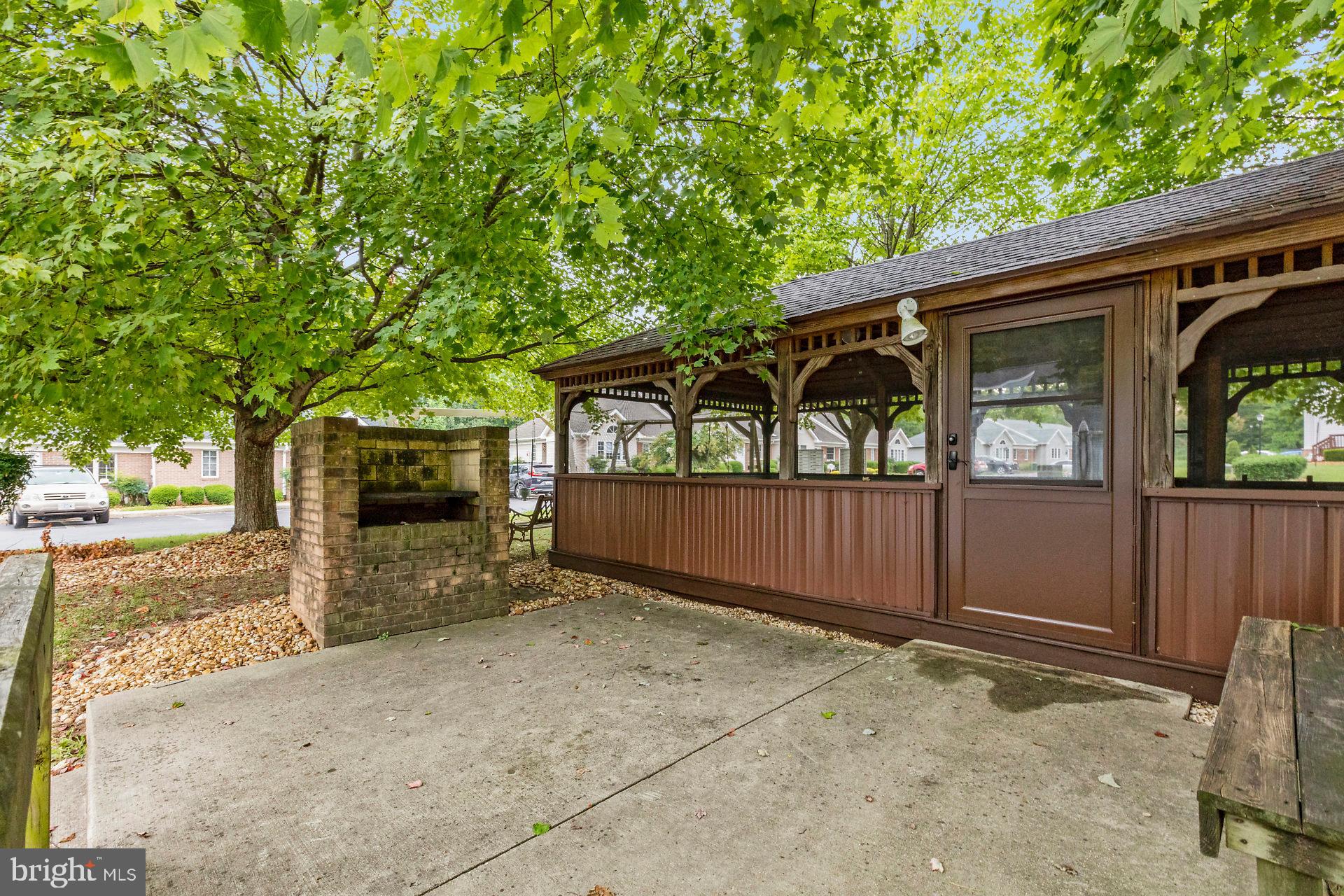 WESTLAKE - Residential